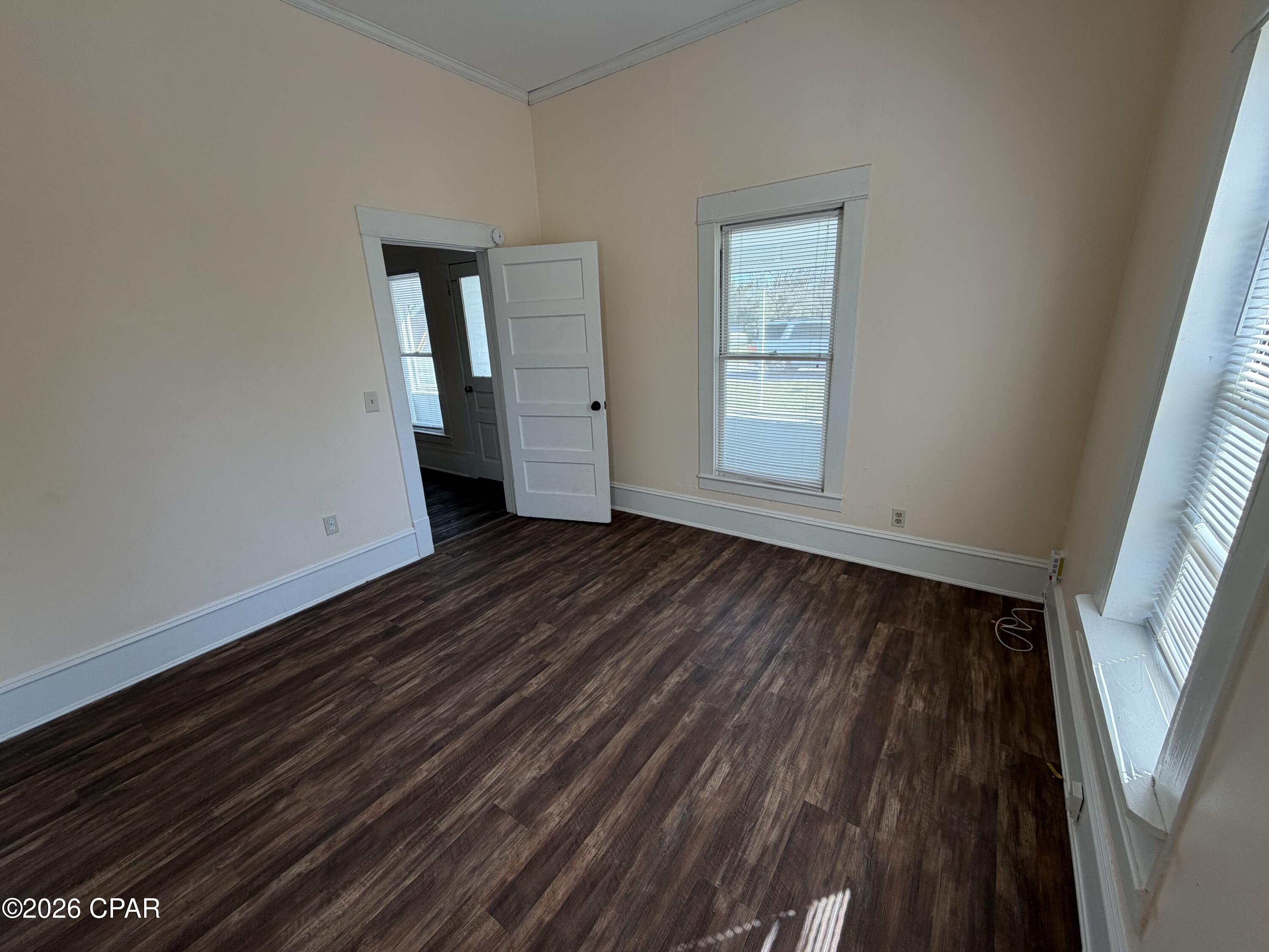 Image 6 For 1002 Indiana Avenue