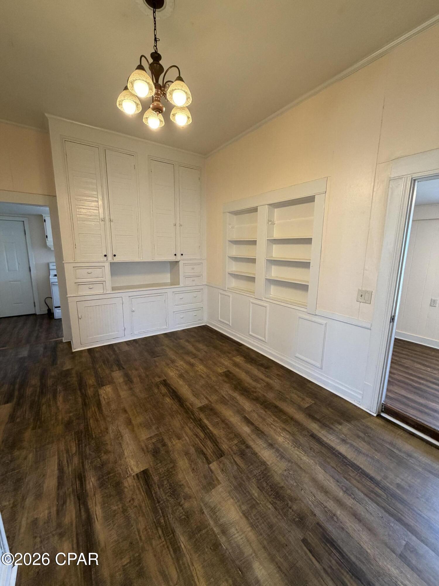 Image 8 For 1002 Indiana Avenue