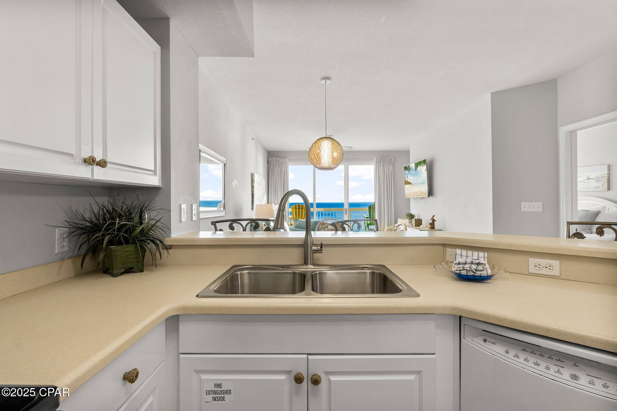 Image 10 For 17757 Front Beach Road 602