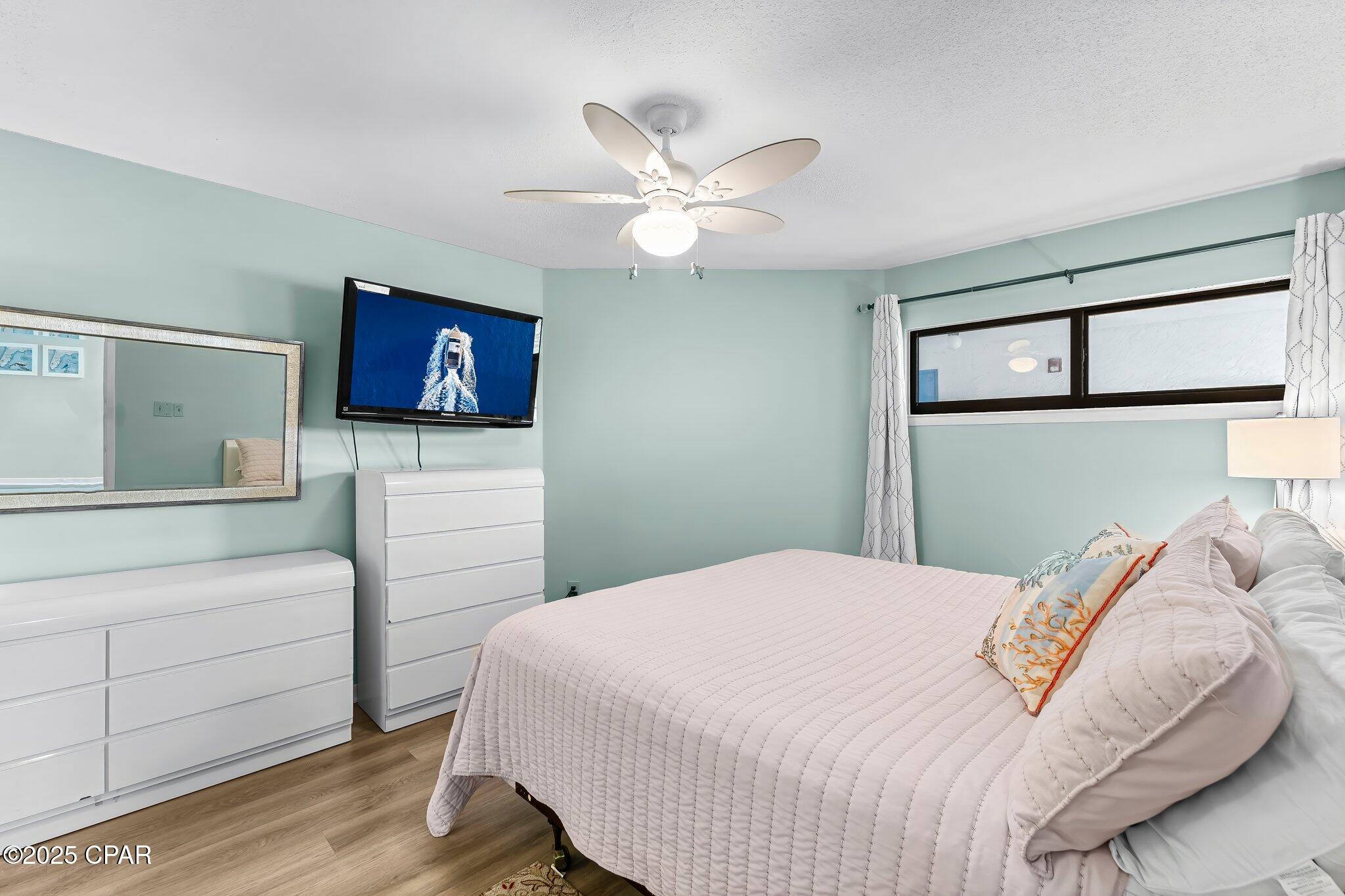 Image 15 For 17155 Front Beach Road W604