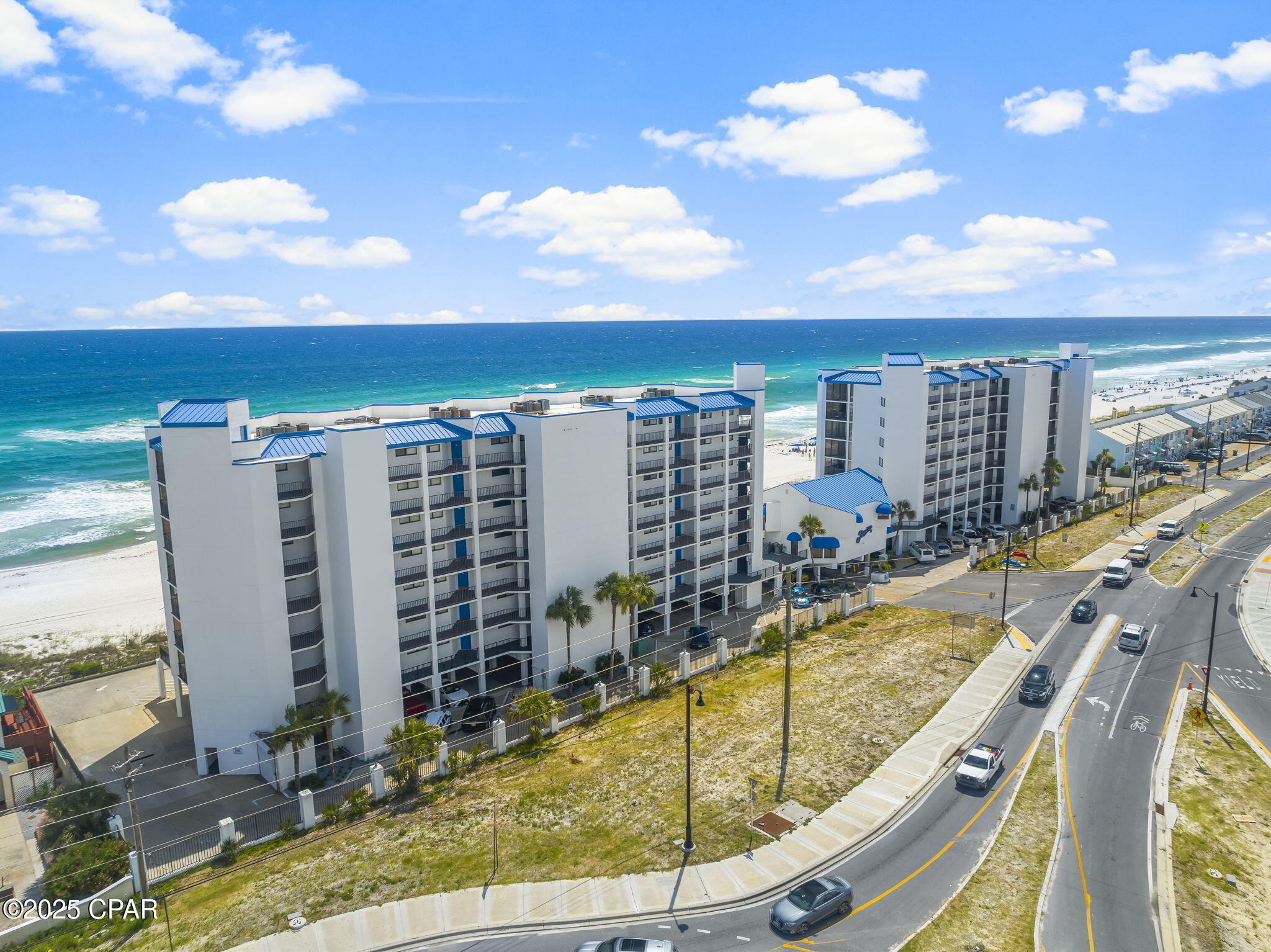 Image 31 For 17155 Front Beach Road W604