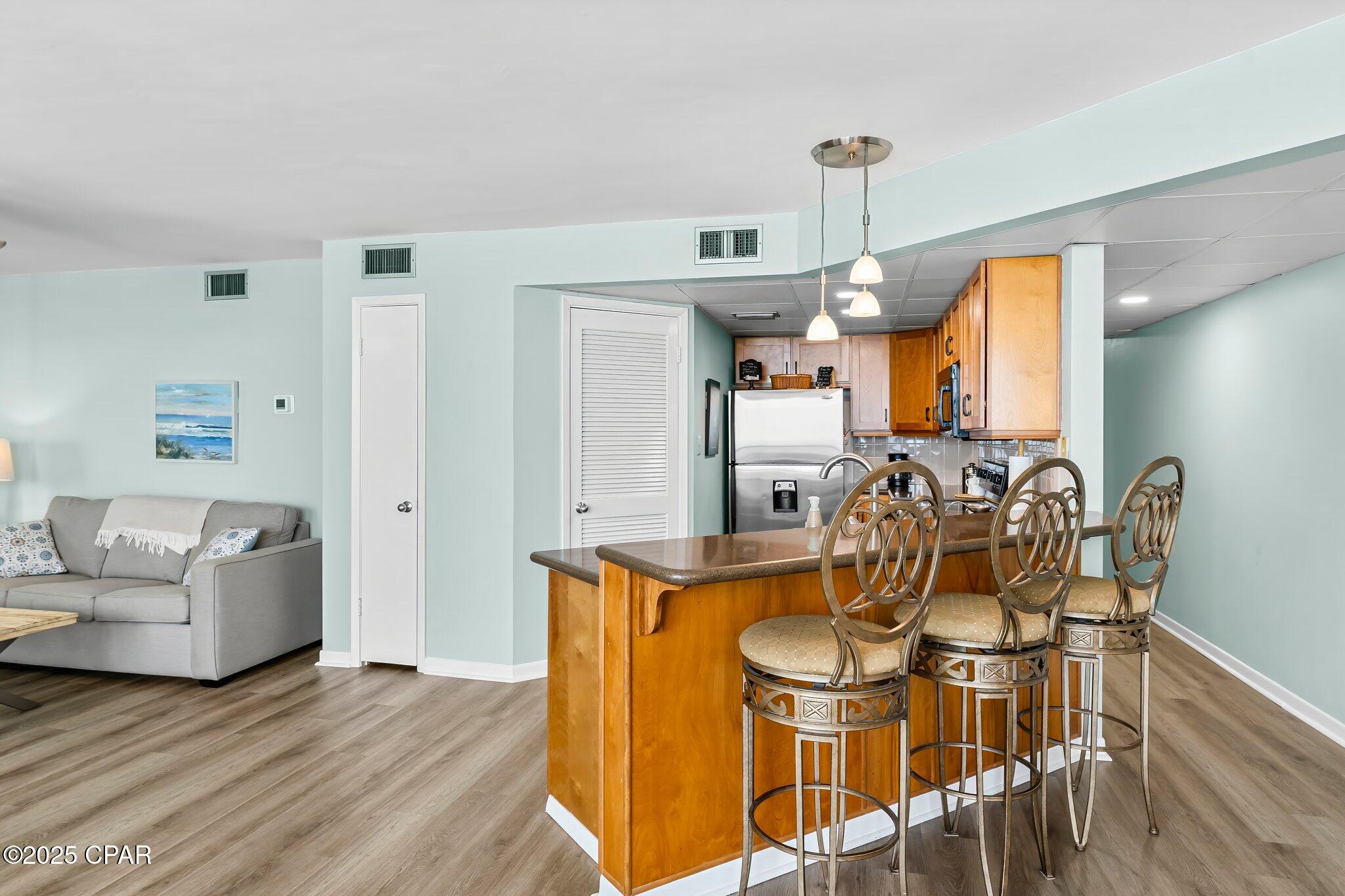 Image 9 For 17155 Front Beach Road W604