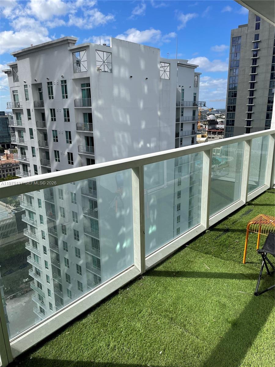 Vizcayne South Condo