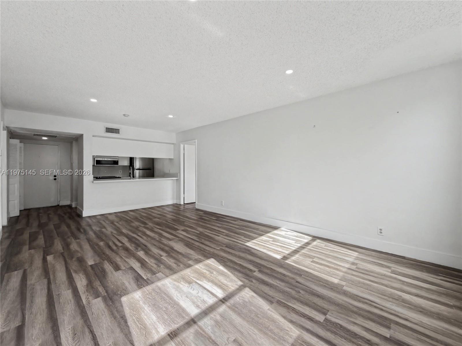 Las Vistas At Doral Condo