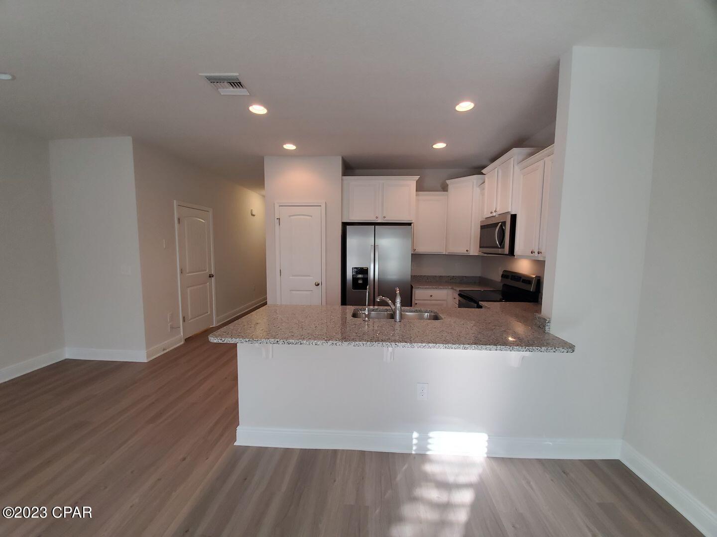 Image 5 For 7652 Shadow Lake Drive