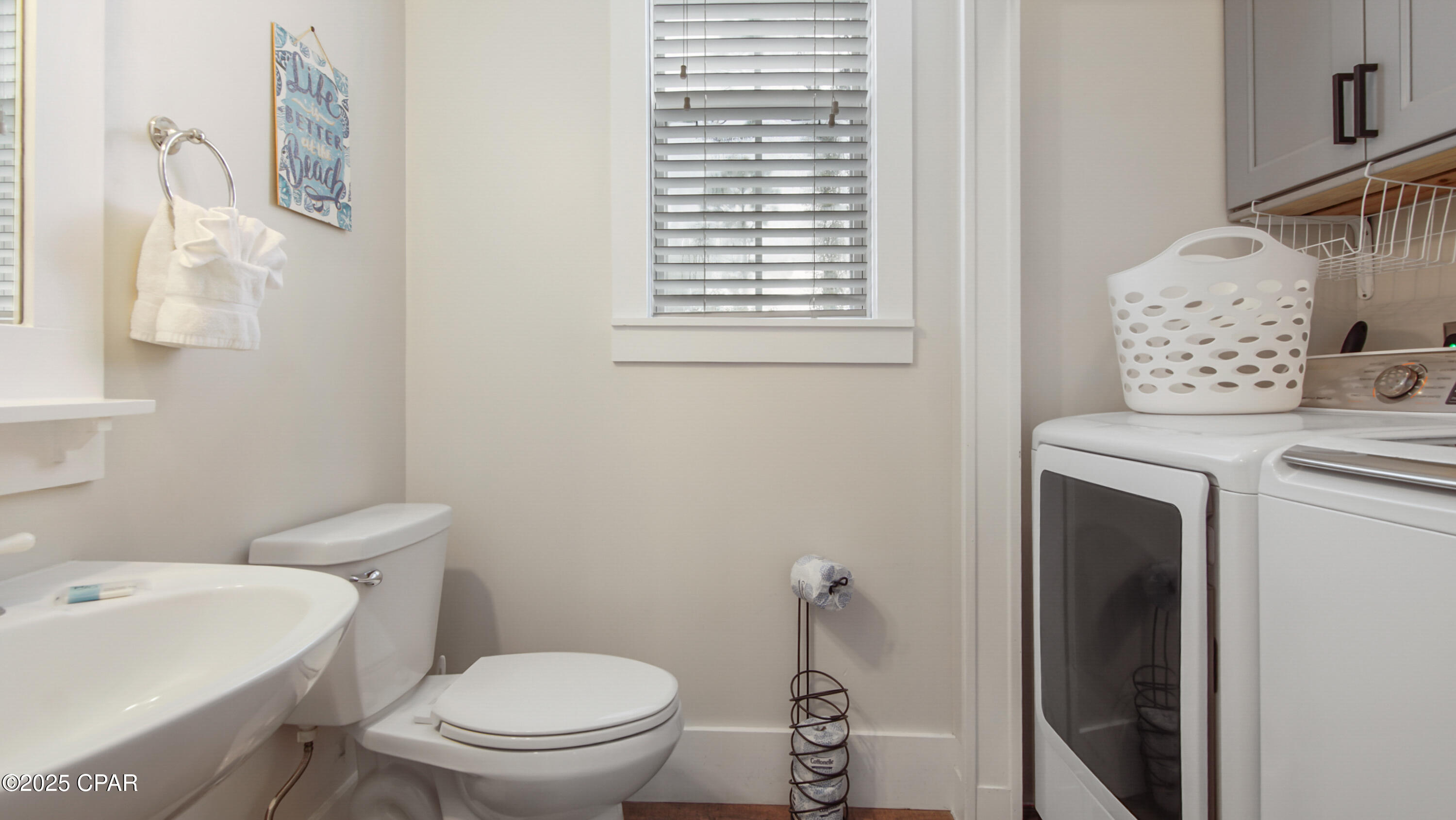 Image 13 For 3050 Highway 98  B8