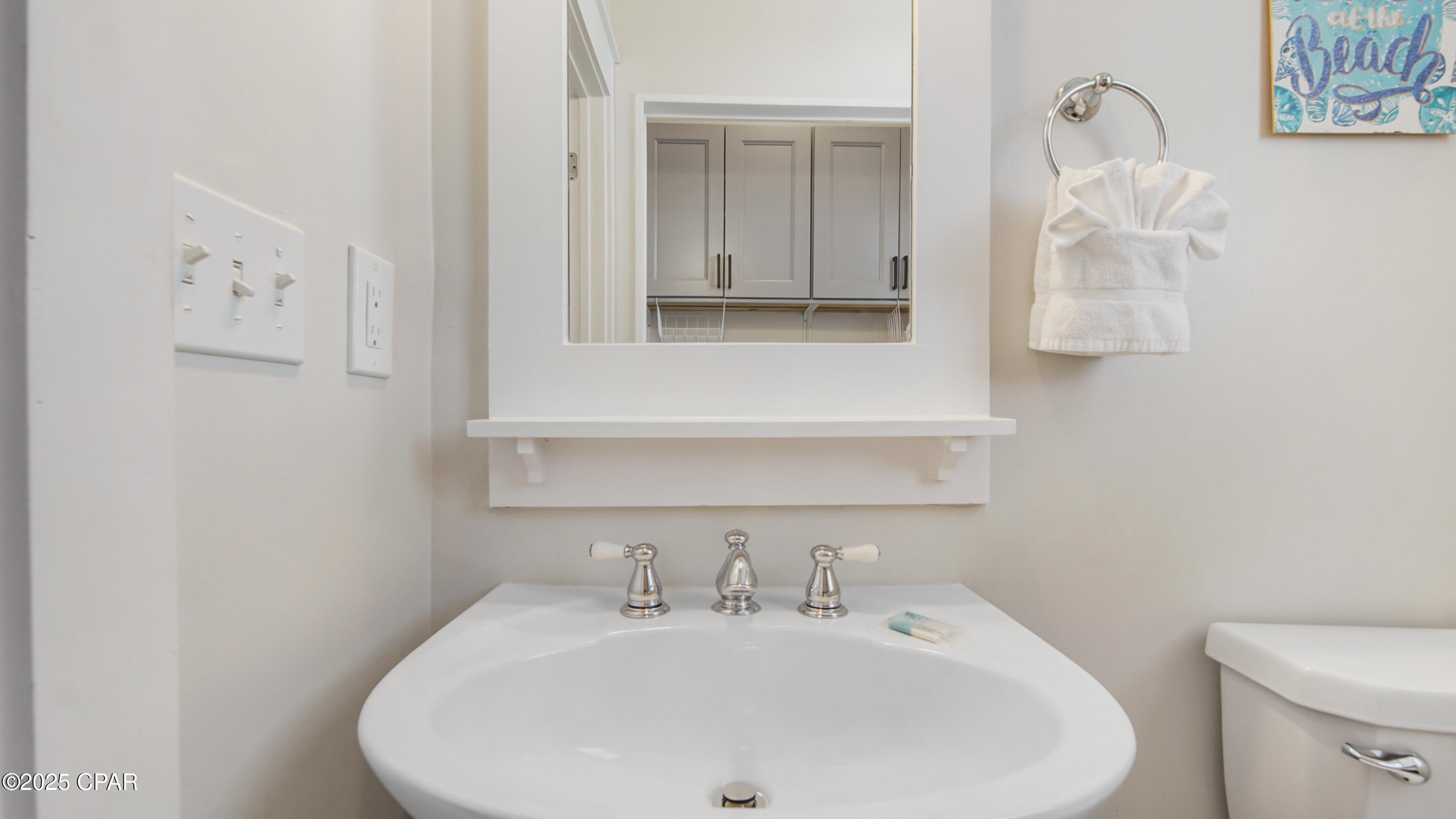 Image 14 For 3050 Highway 98  B8