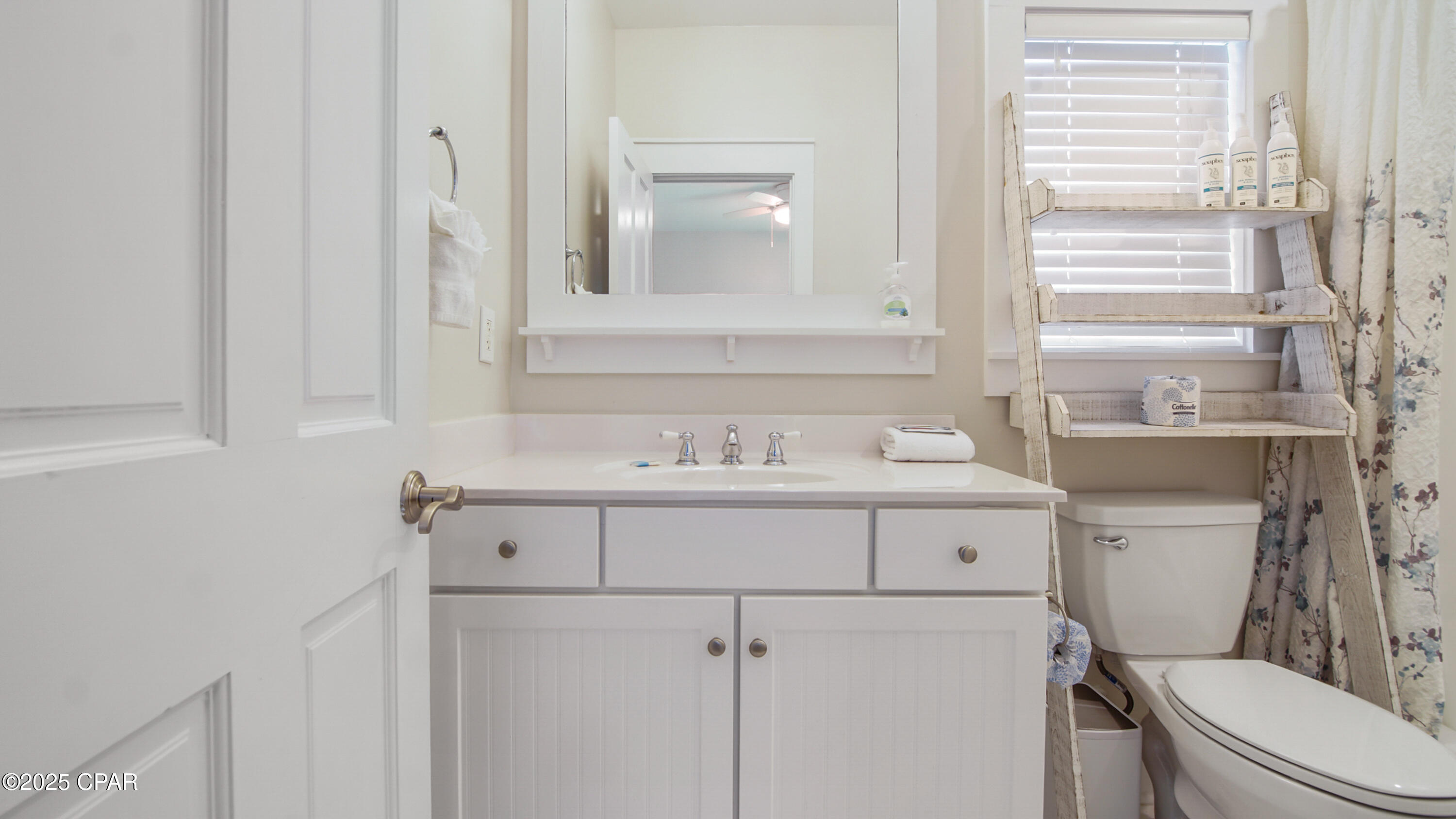 Image 20 For 3050 Highway 98  B8