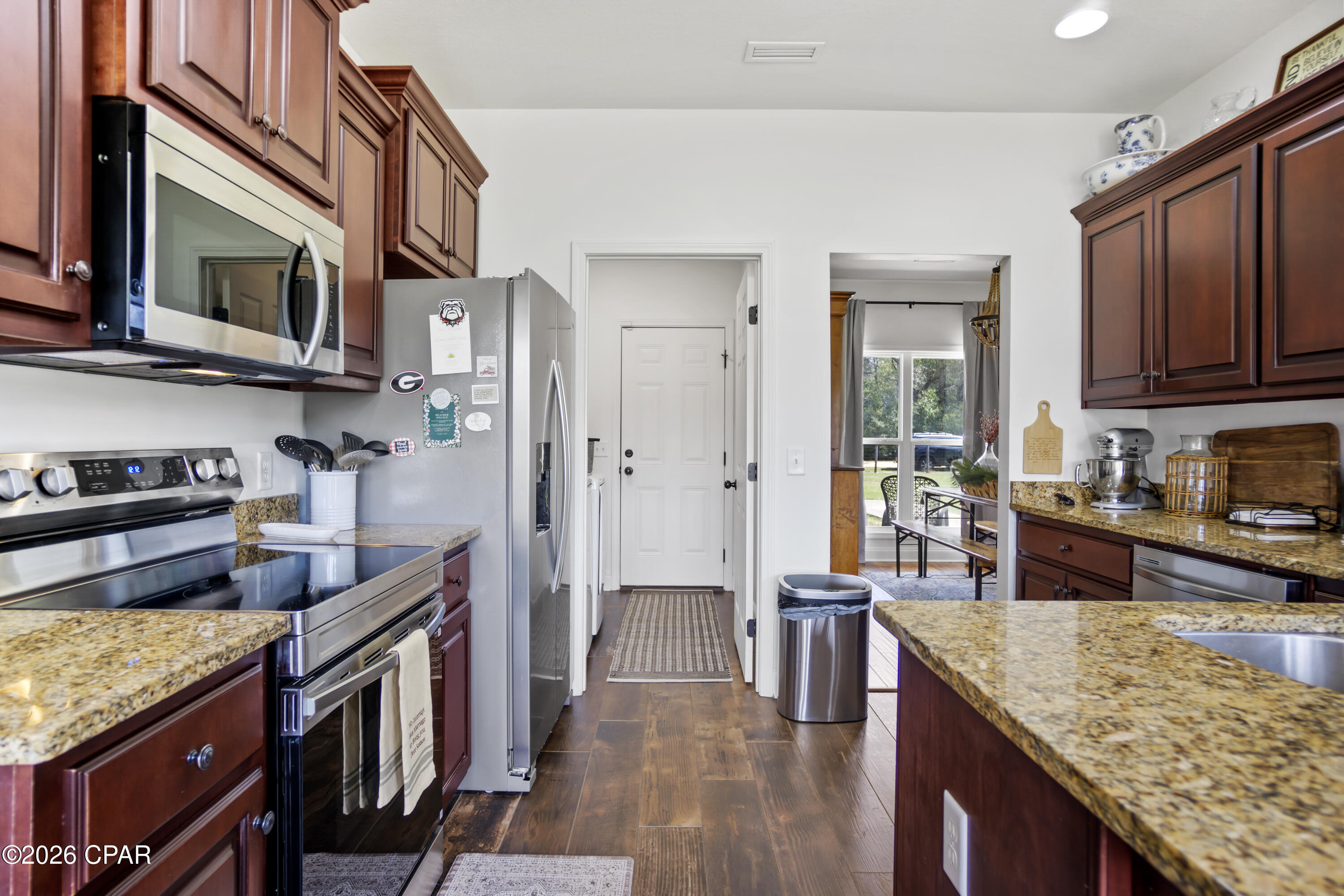 Image 30 For 21260 Oak Tree Road