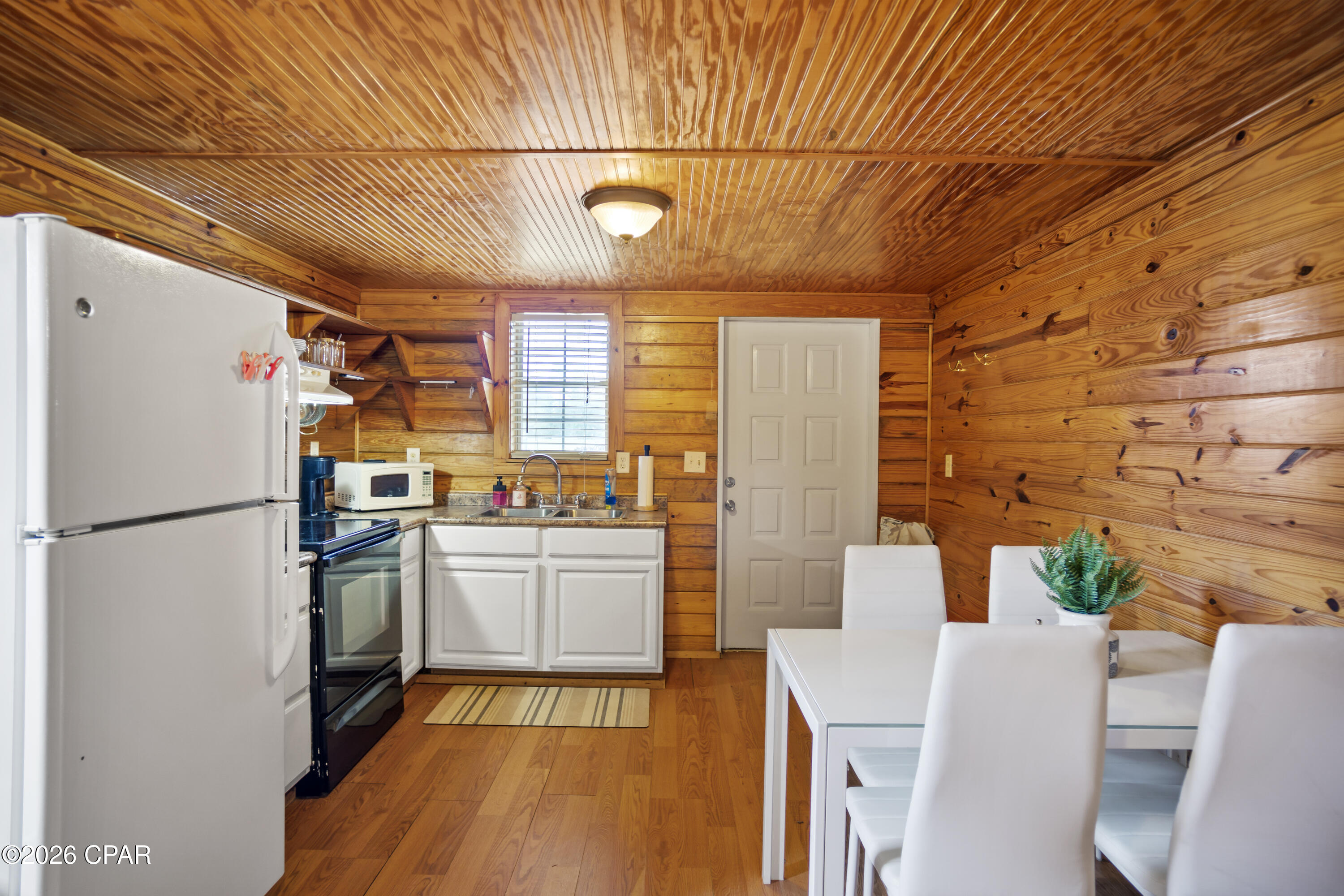 Image 58 For 21260 Oak Tree Road