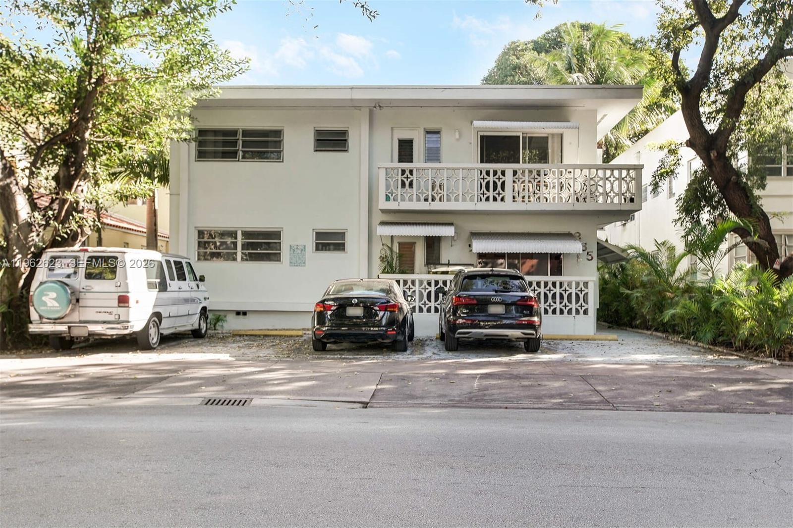 835 Meridian Condo