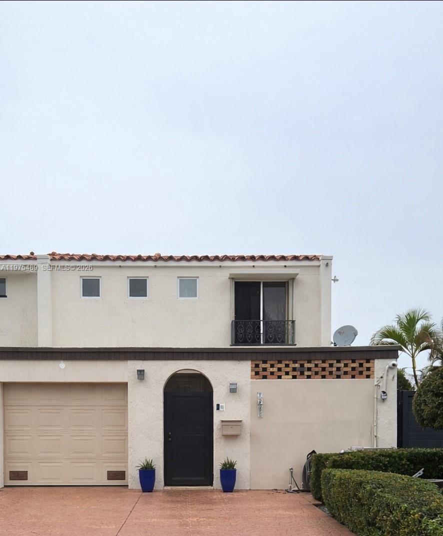 Miami Lakes Lake Martha S