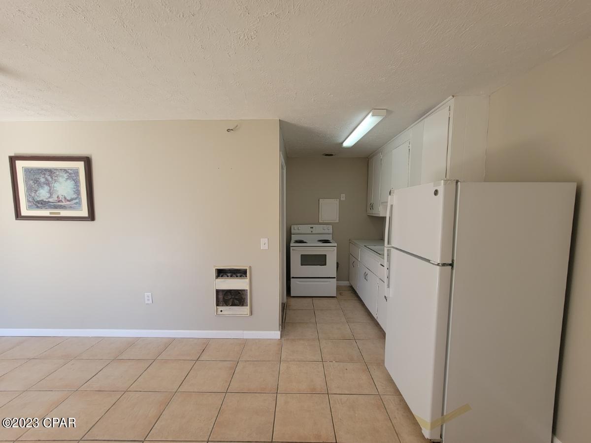 Image 3 For 2319 16th Court