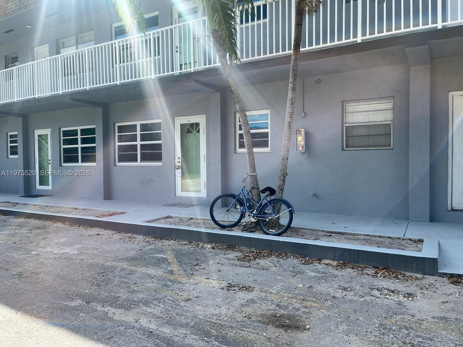 Palms At Dania Beach Cond