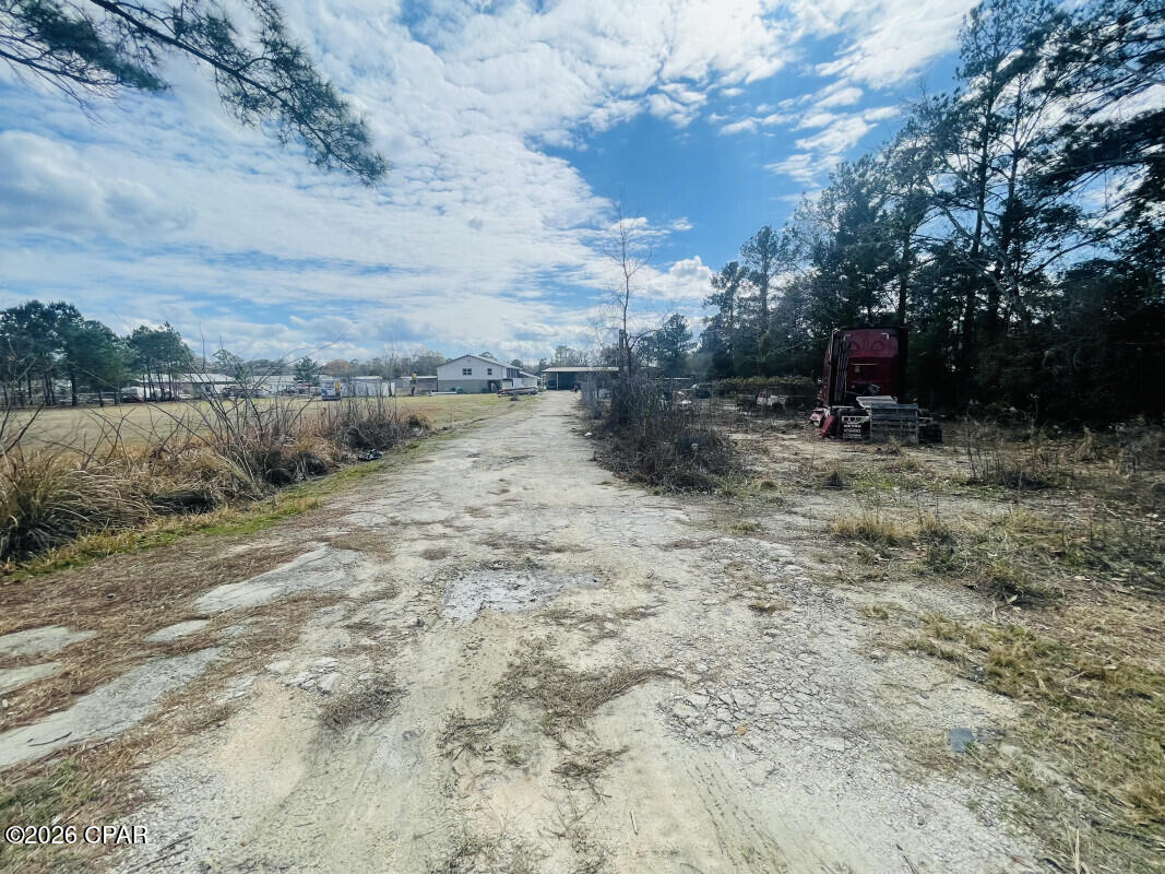 Image 3 For 606 Hwy 90  