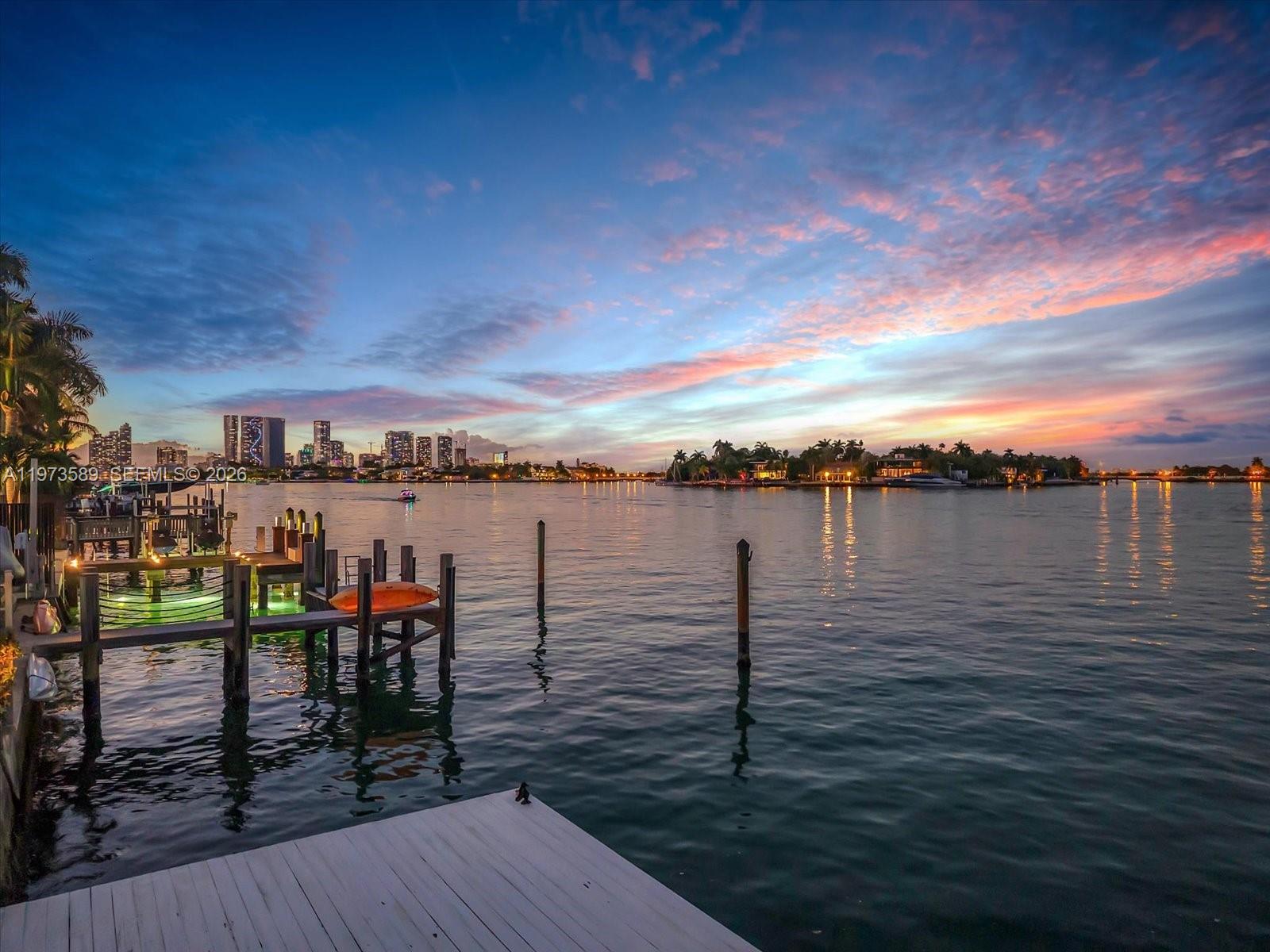 Hibiscus Island