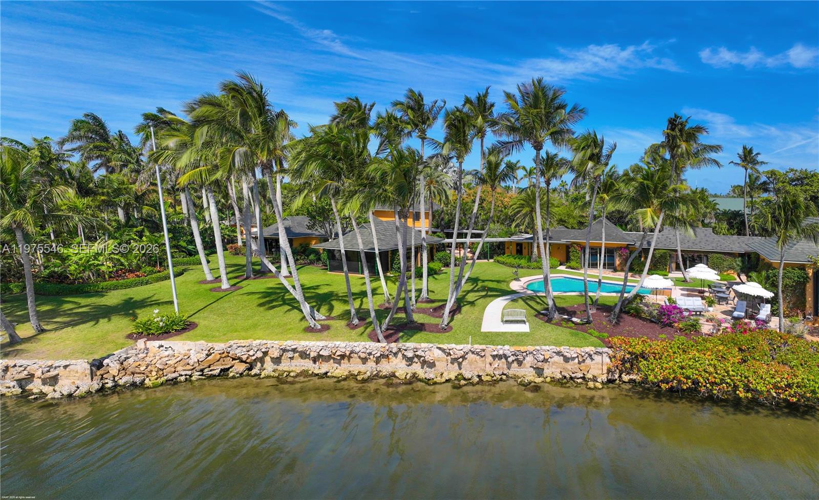 6 Riverview Rd, Jupiter Island, Florida 33455
