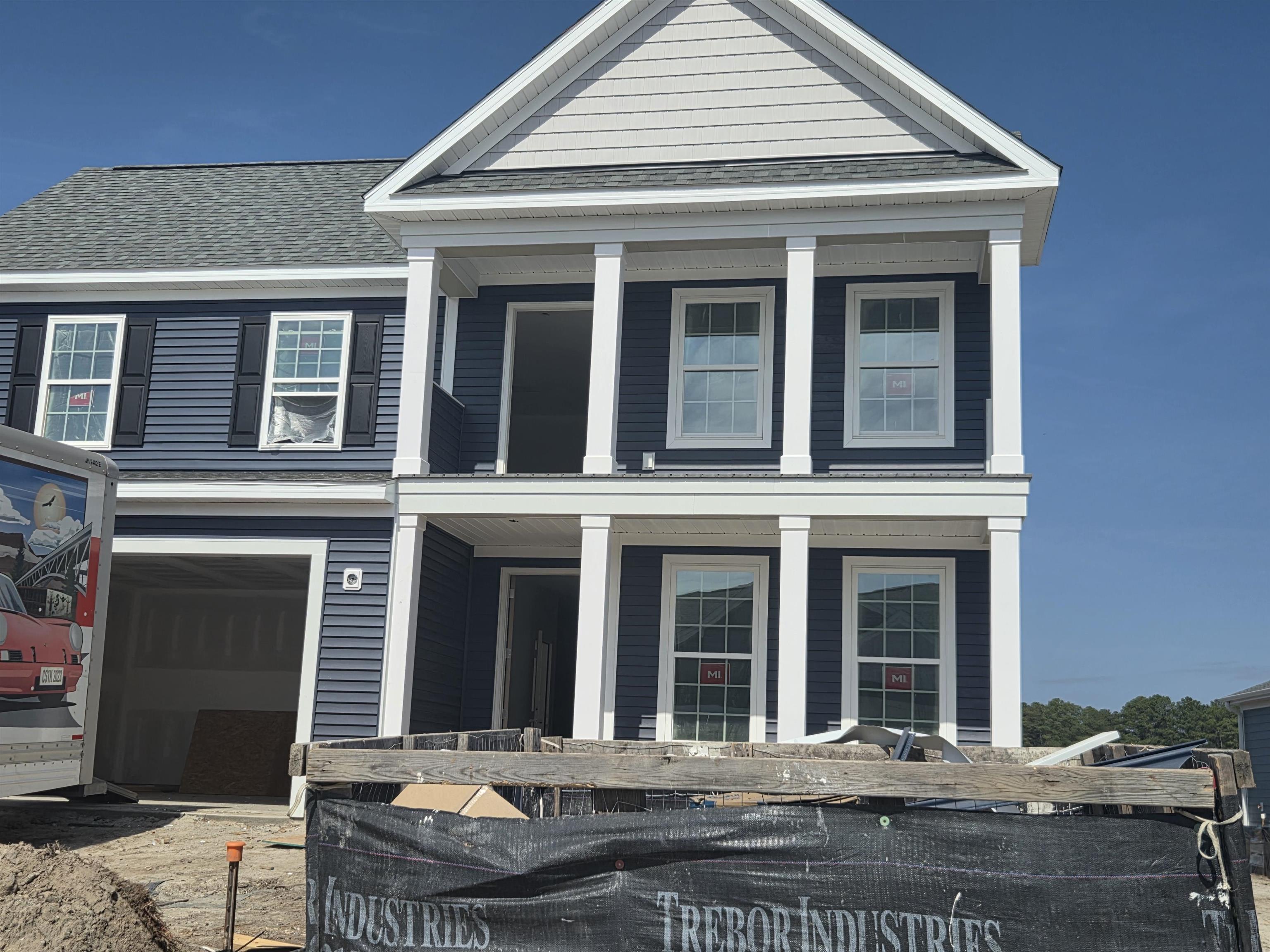 2215 Seagrape Dr. Little River, SC 29566