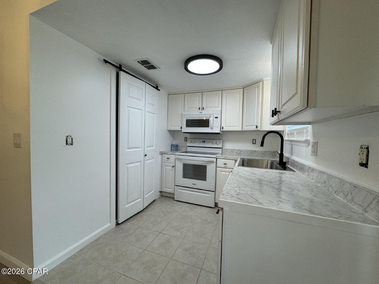 Image 6 For 3903 Molina Road