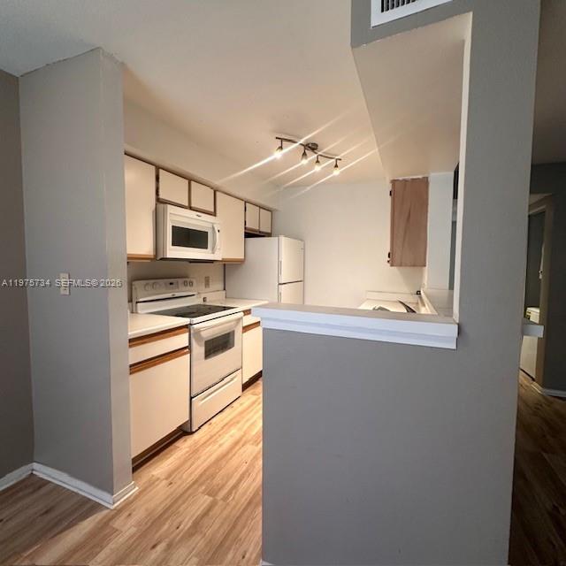 Sailboat Pointe Condo