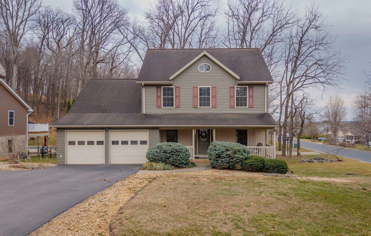 4039 CANNERY WOODS DR exterior