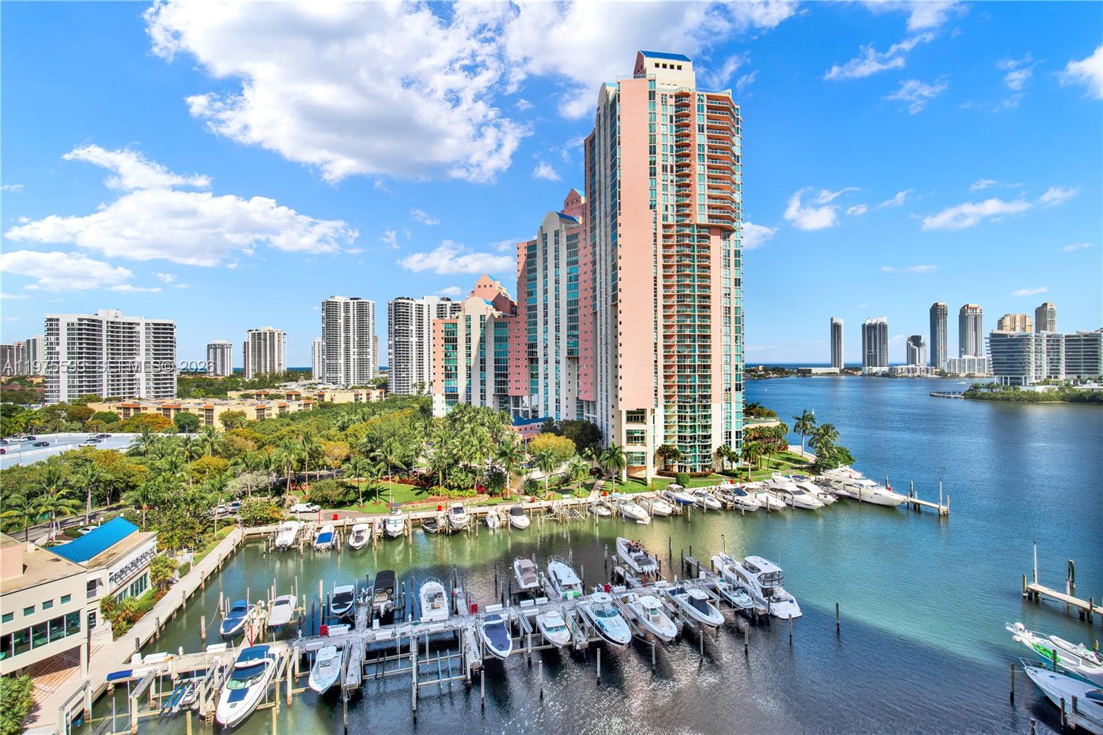 Aventura Marina Condo Num
