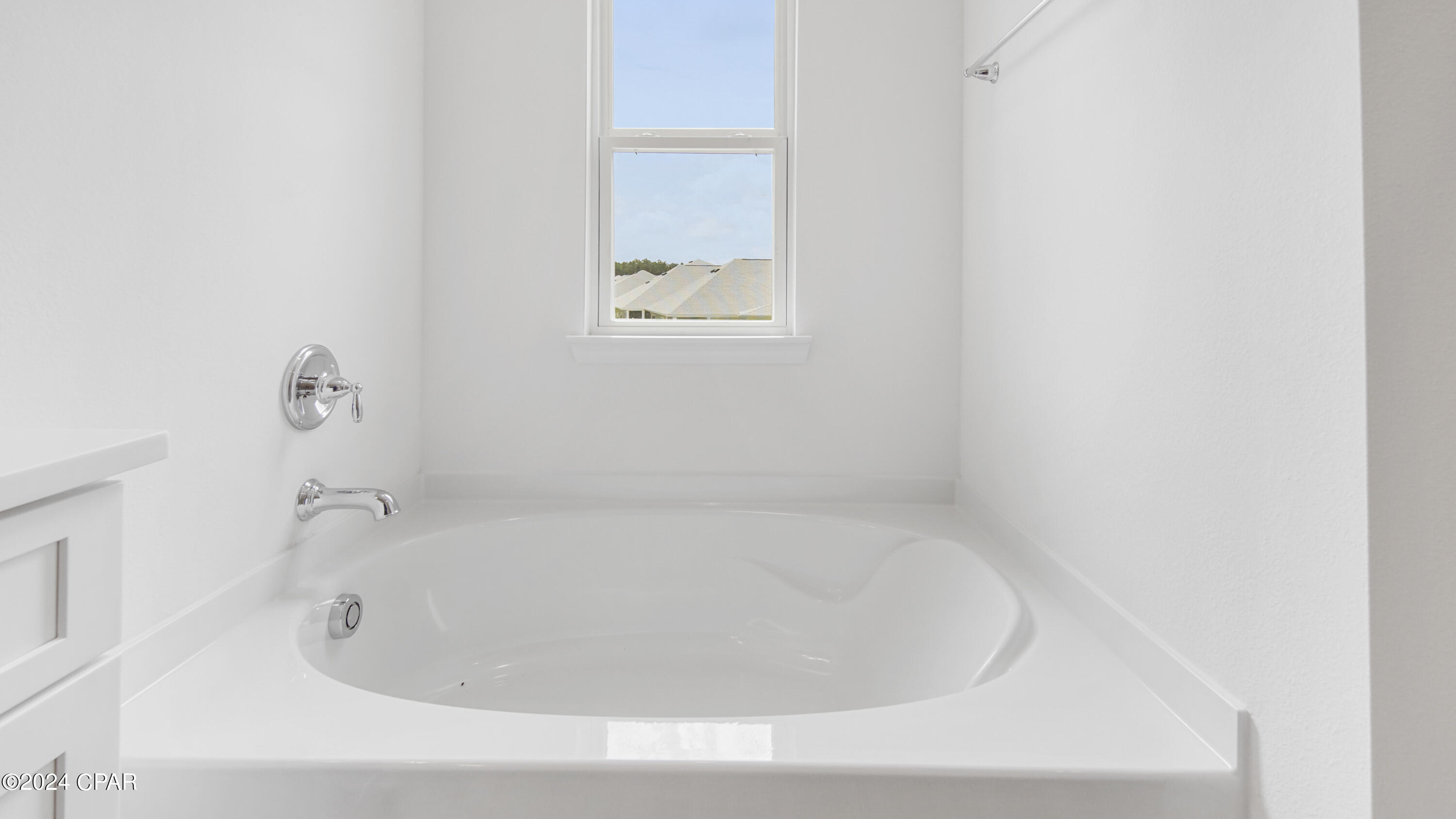 Image 30 For 593 Hancock Way