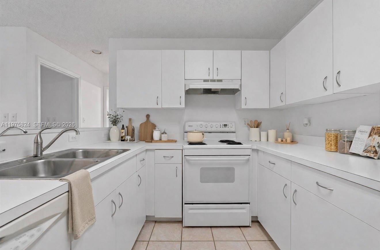 Tara II Condo