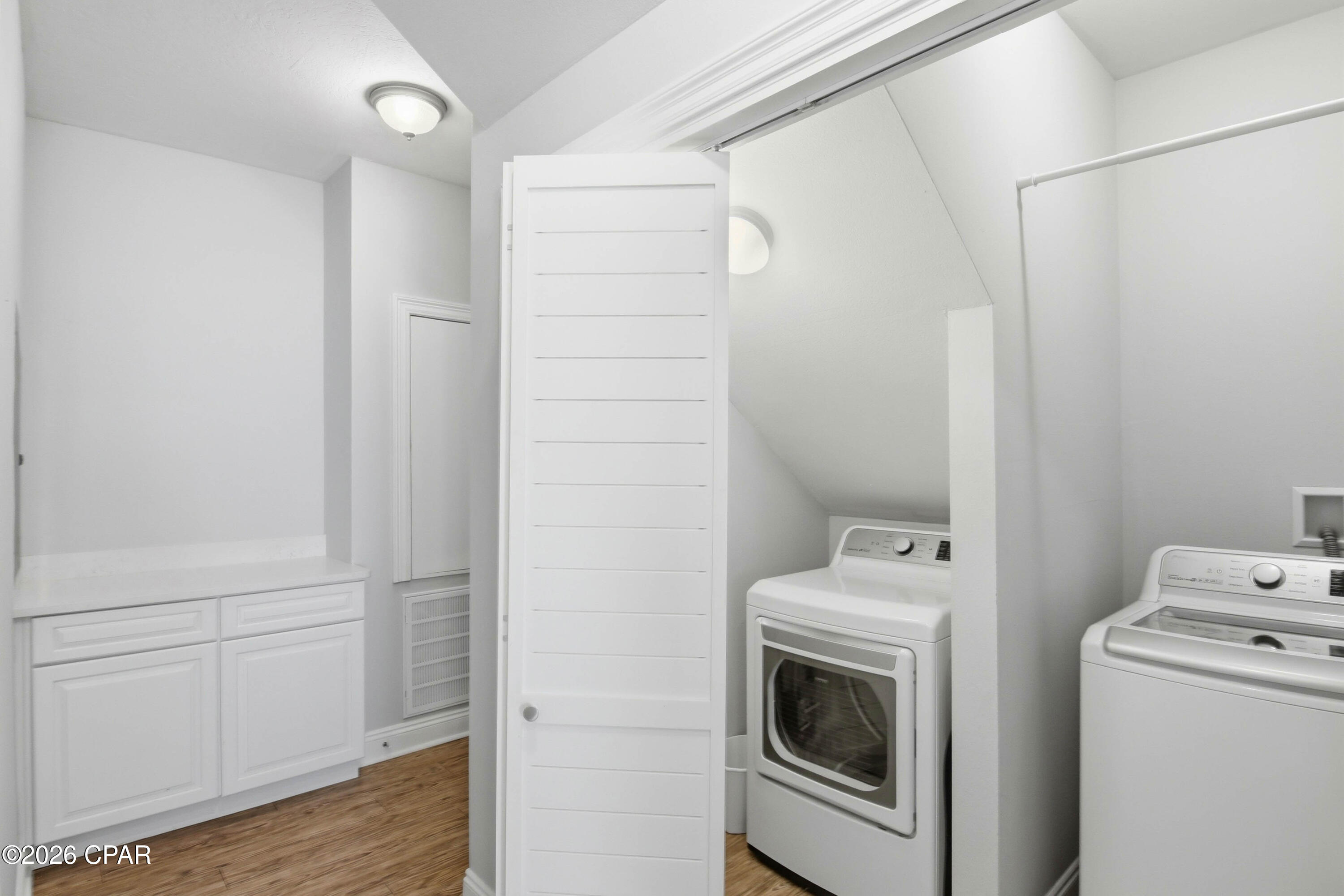 Image 20 For 6906 Lagoon Drive