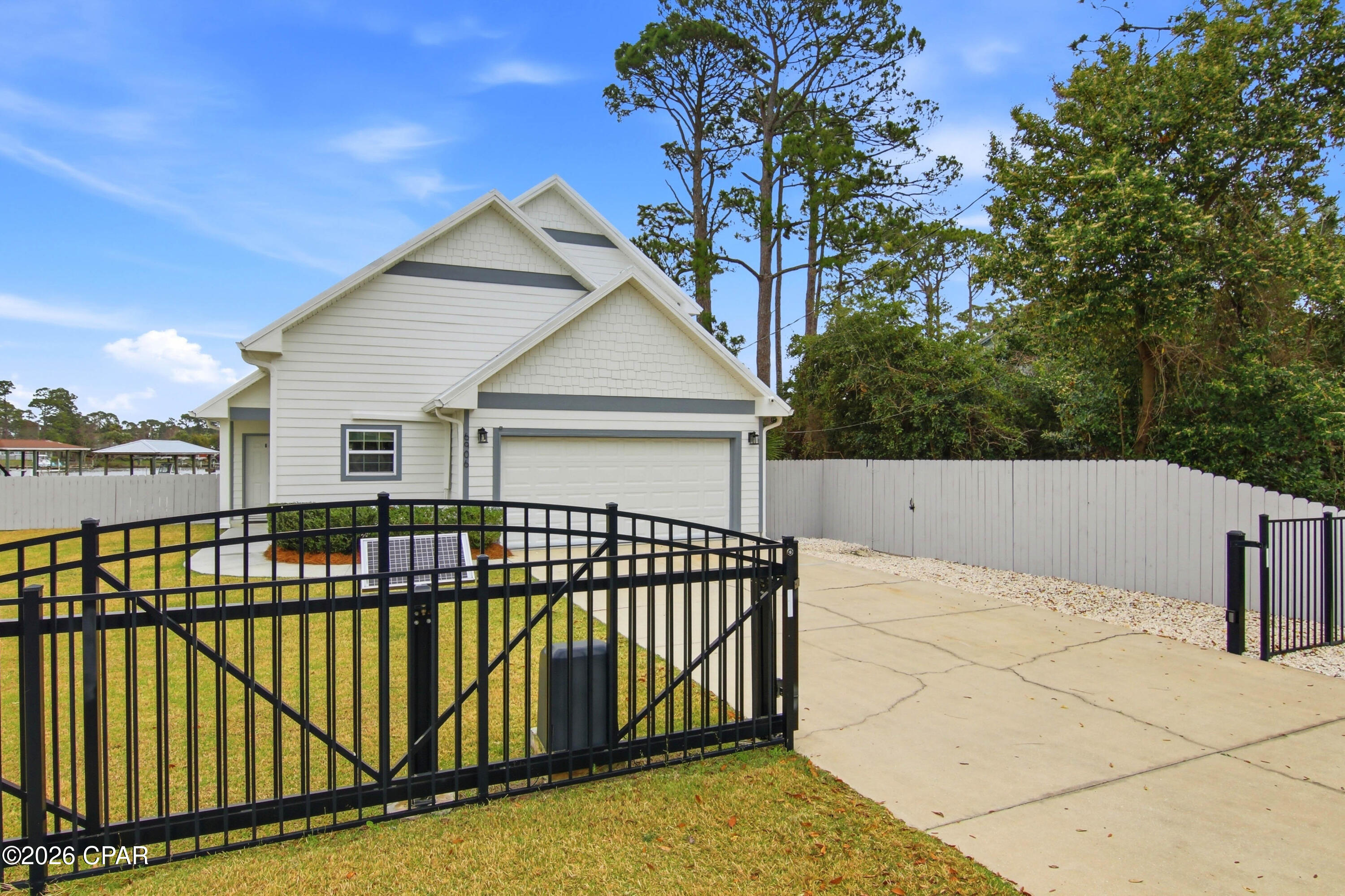 Image 3 For 6906 Lagoon Drive