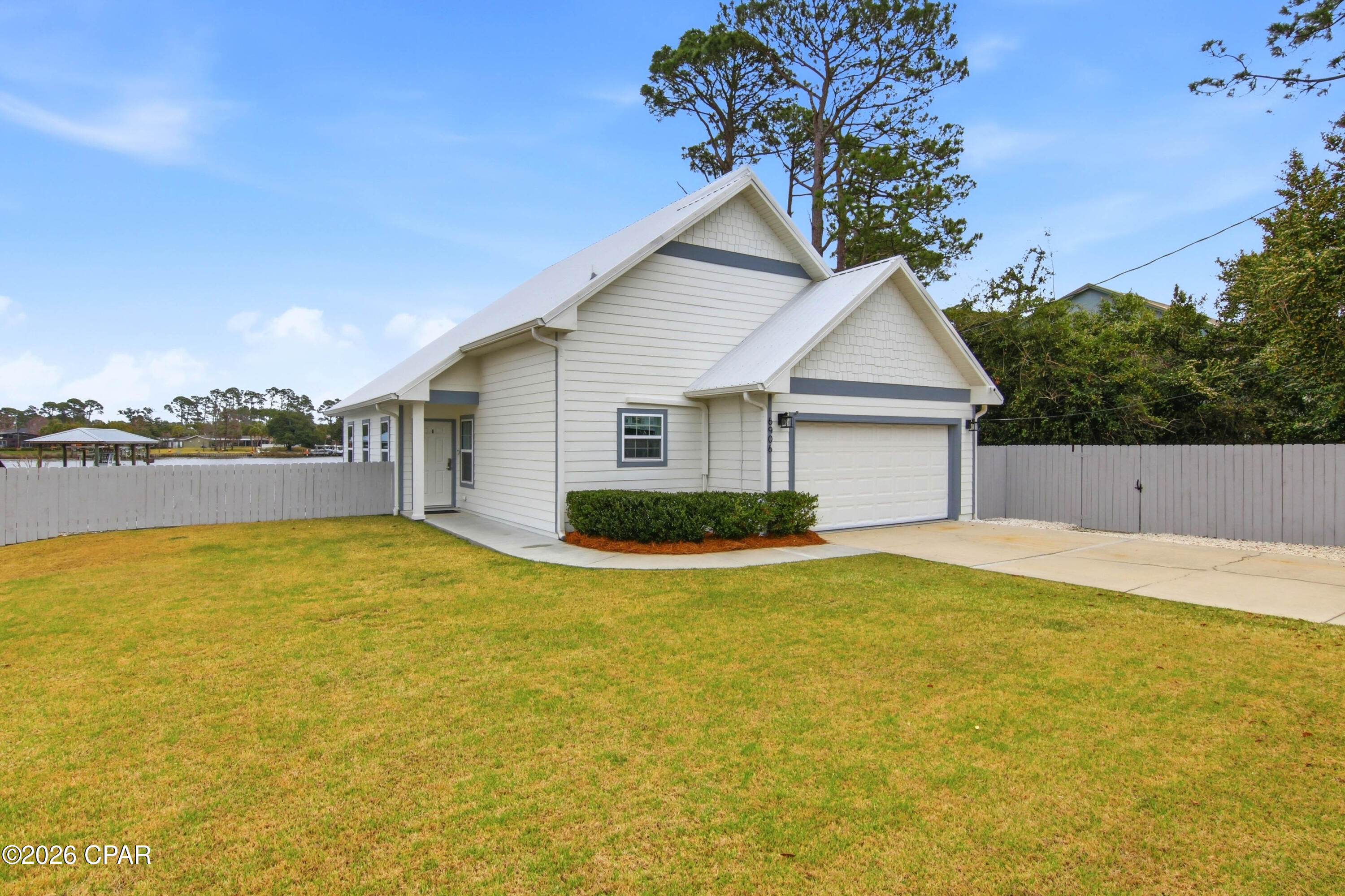 Image 4 For 6906 Lagoon Drive