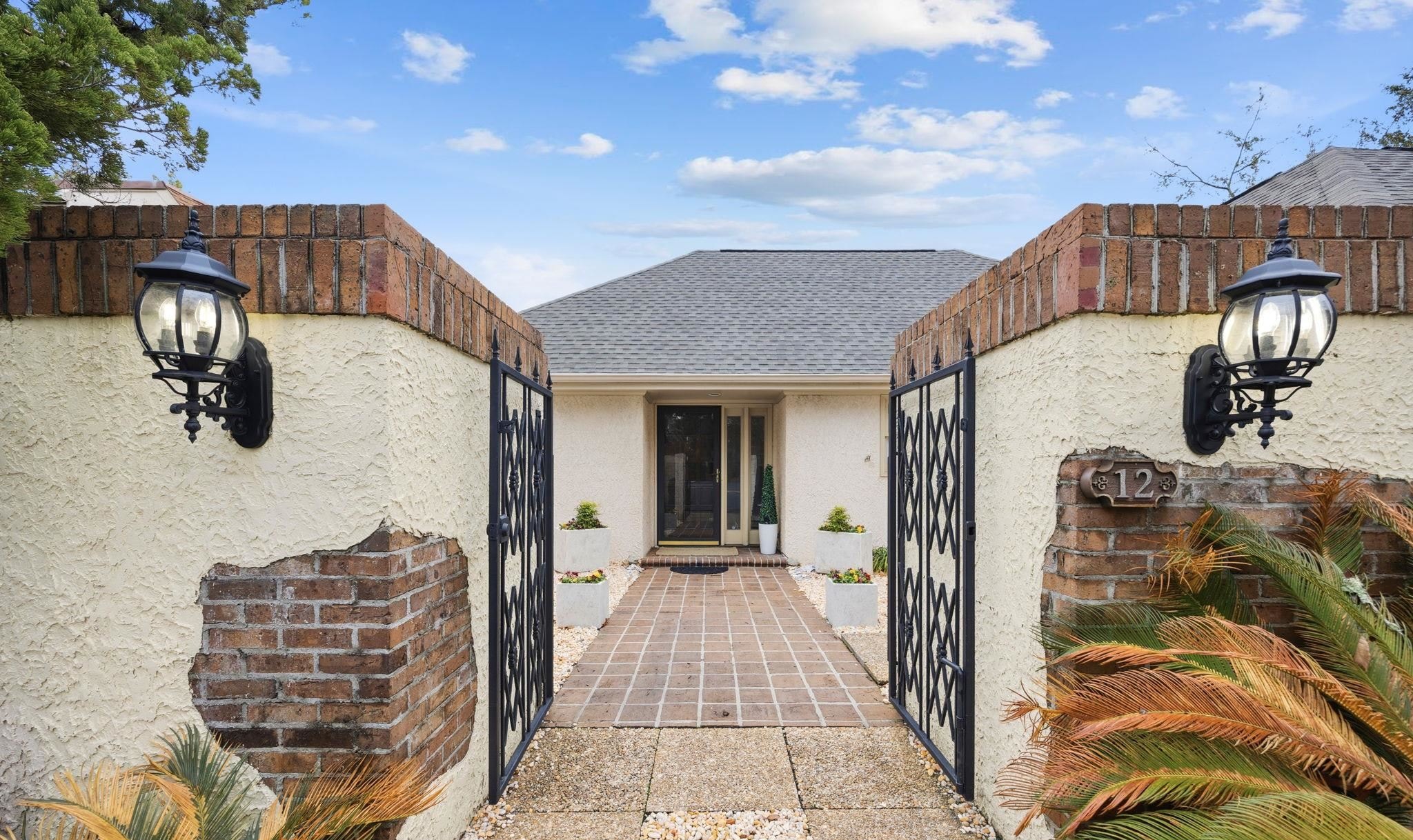 12 Valencia Circle Myrtle Beach, SC 29572