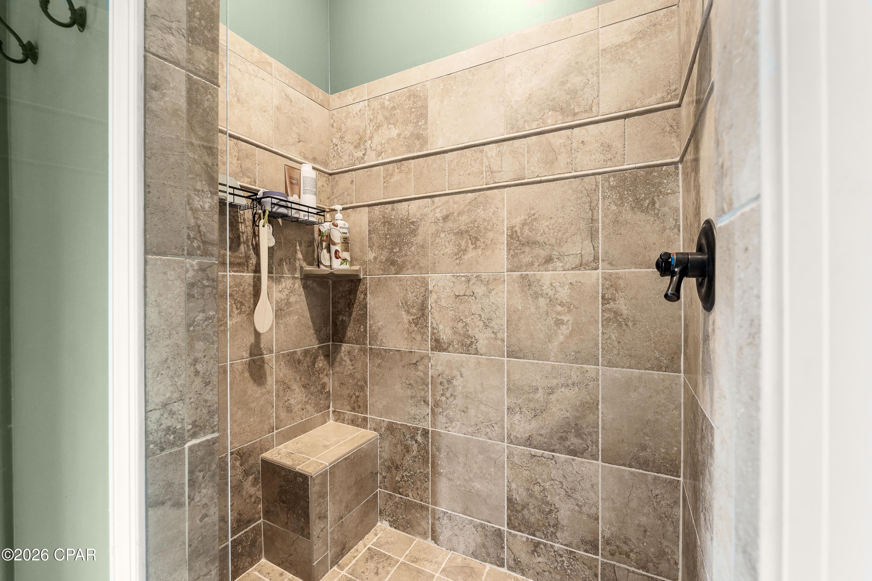 Listing photo id 18 for 203 Judy Circle