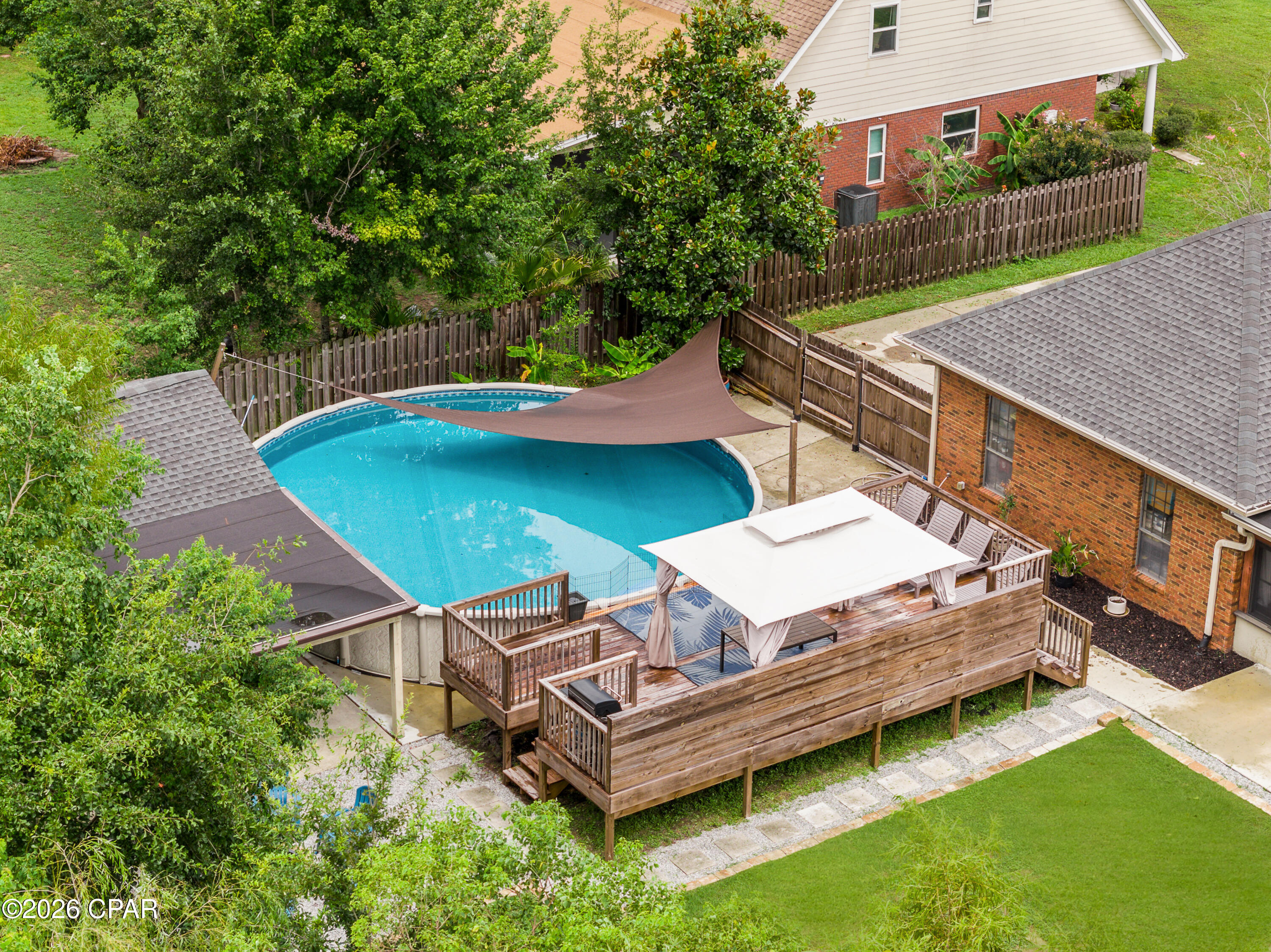 Listing photo id 4 for 203 Judy Circle