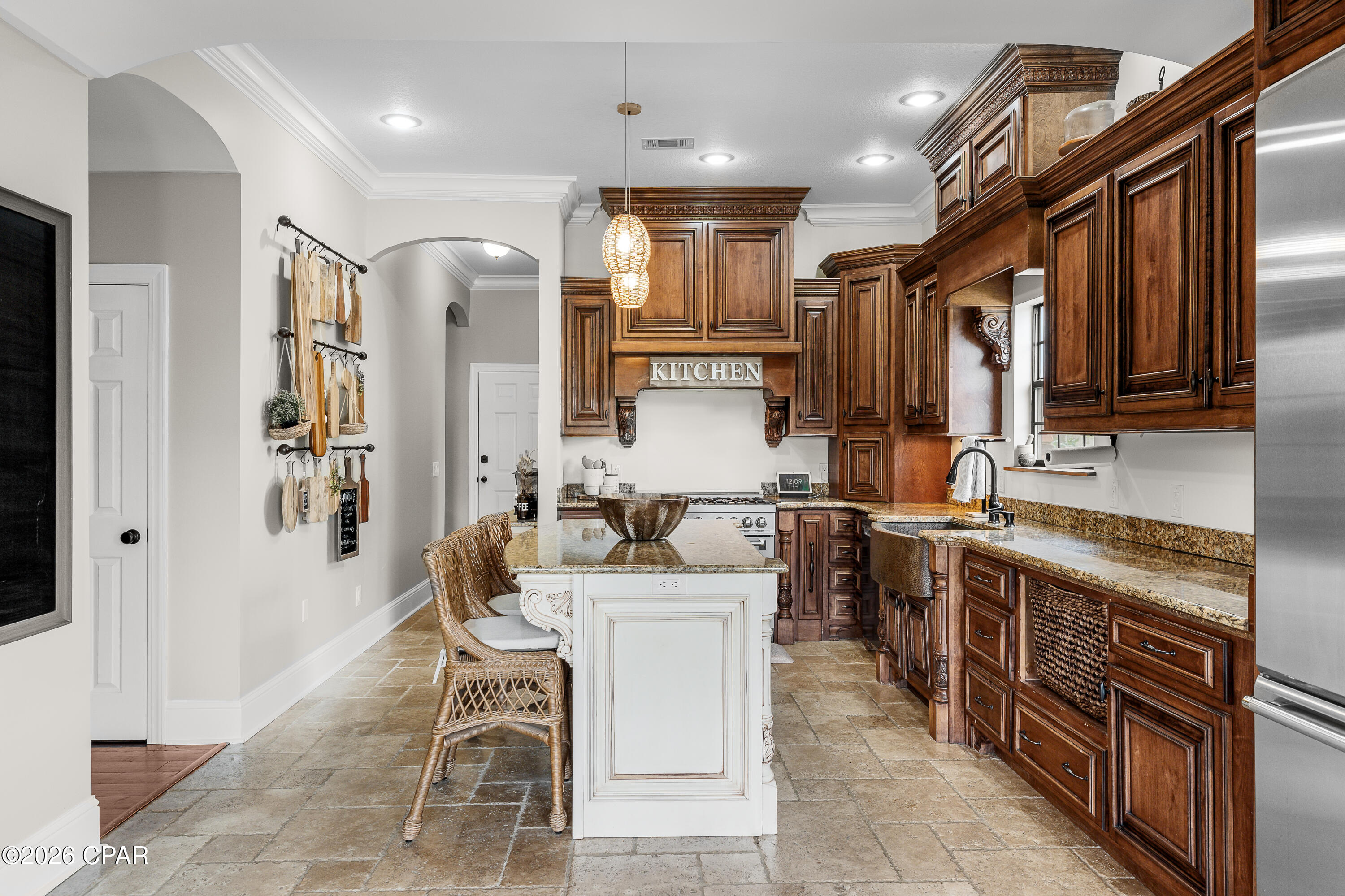 Listing photo id 9 for 203 Judy Circle