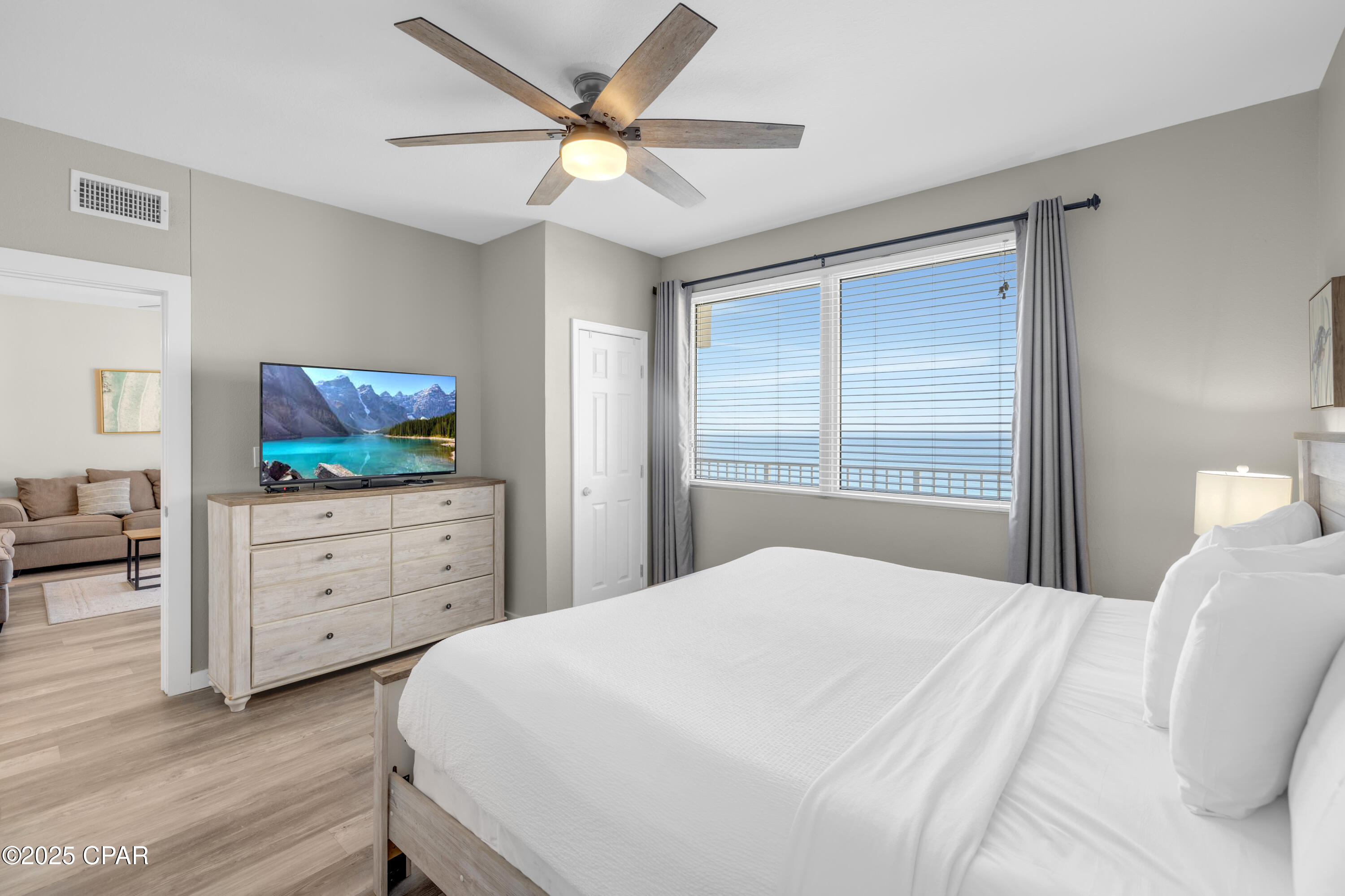 Image 21 For 9900 Thomas Drive 1817