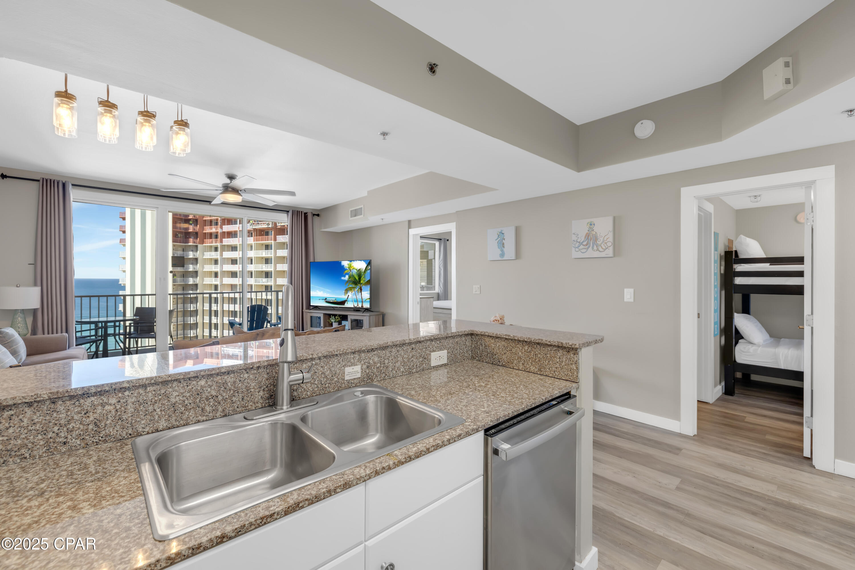 Image 8 For 9900 Thomas Drive 1817