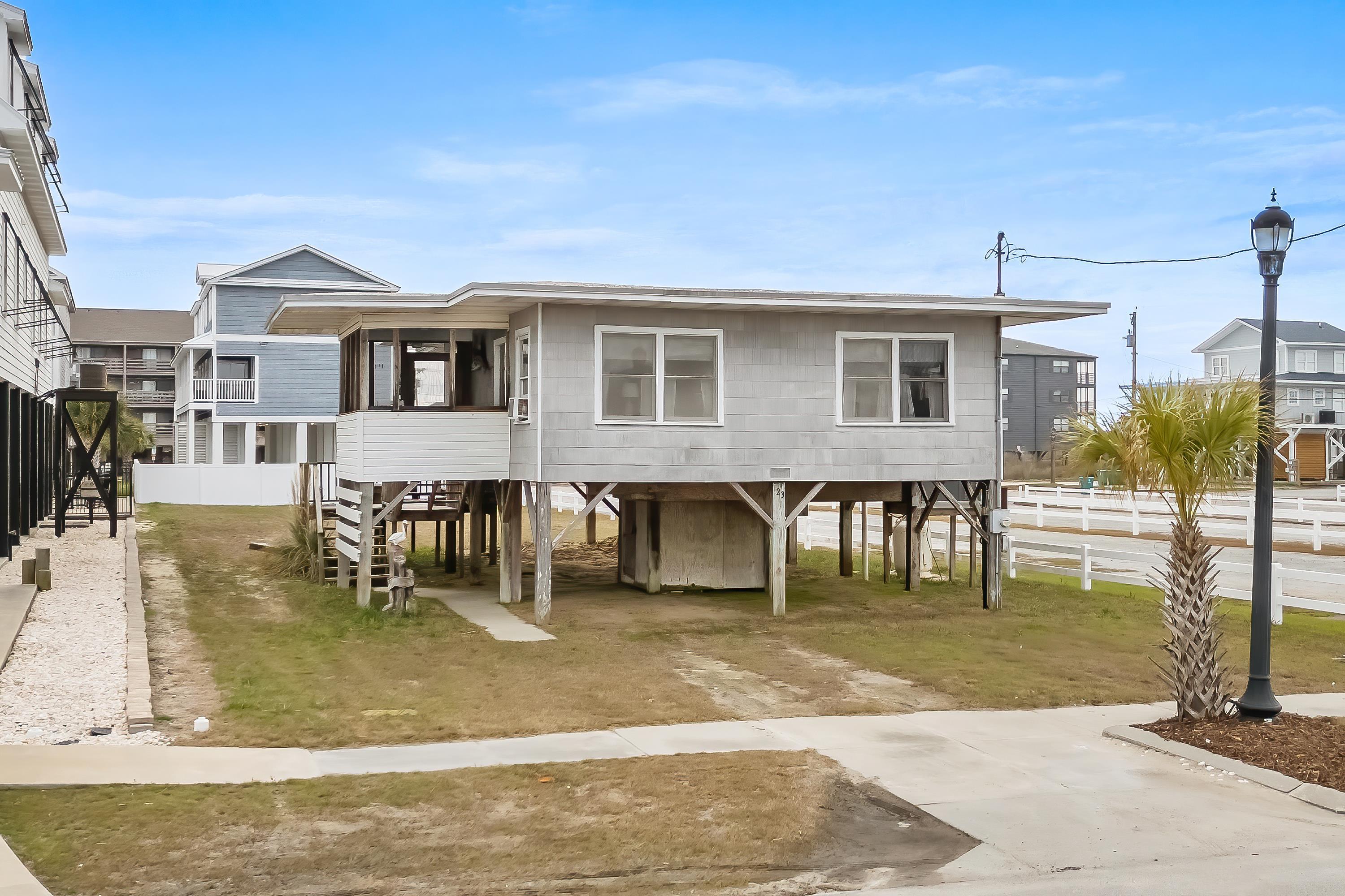 123 Yaupon Ave. Murrells Inlet, SC 29576