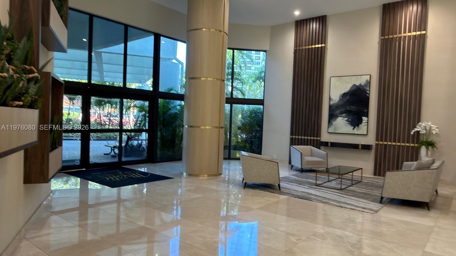 Mystic Pointe Tower 400 C