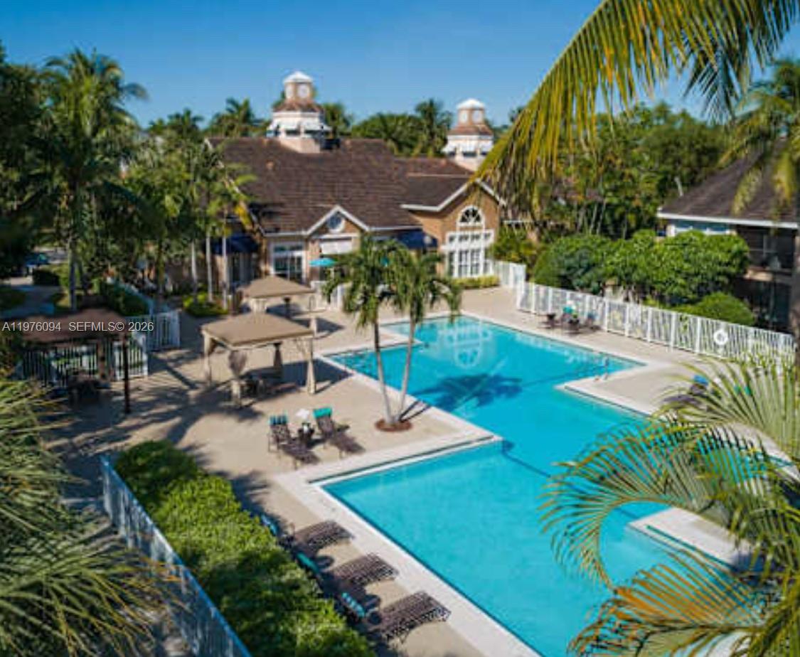 Vista Lago At The Hammock
