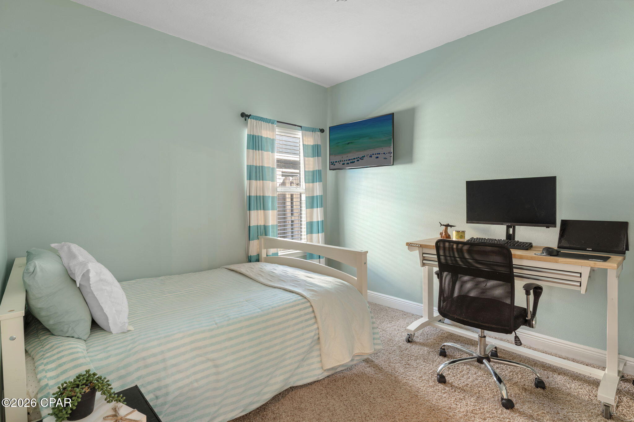 Image 24 For 119 Gustaf Drive