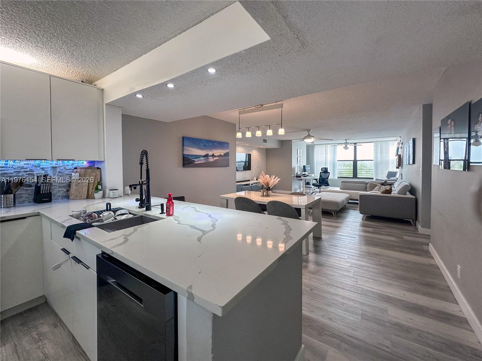 Applewood Village Ii-D Co