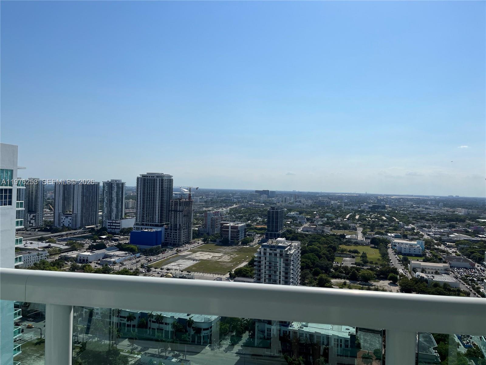 1800 Club Condo