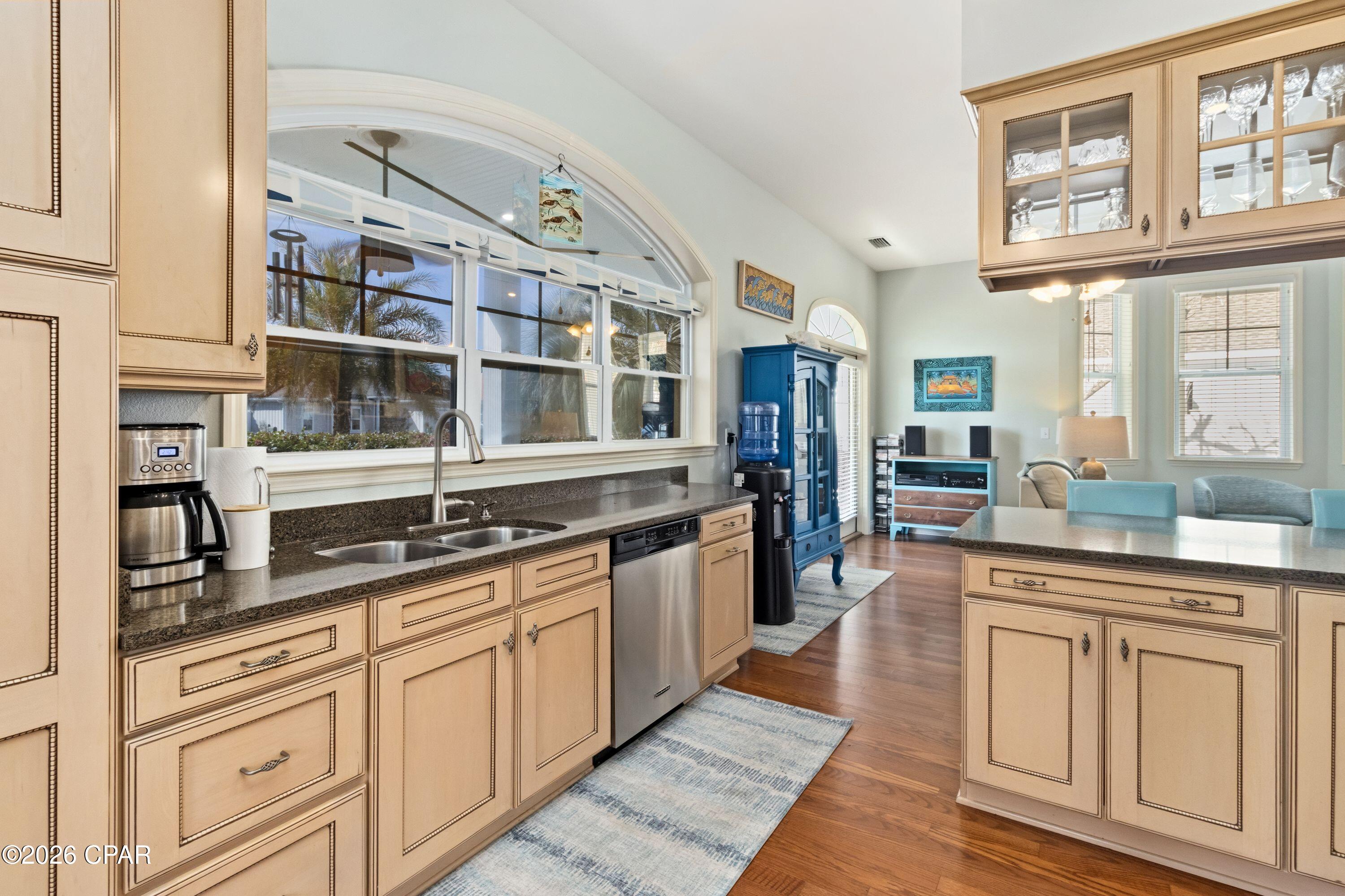 Image 10 For 126 Gulf Coast Circle