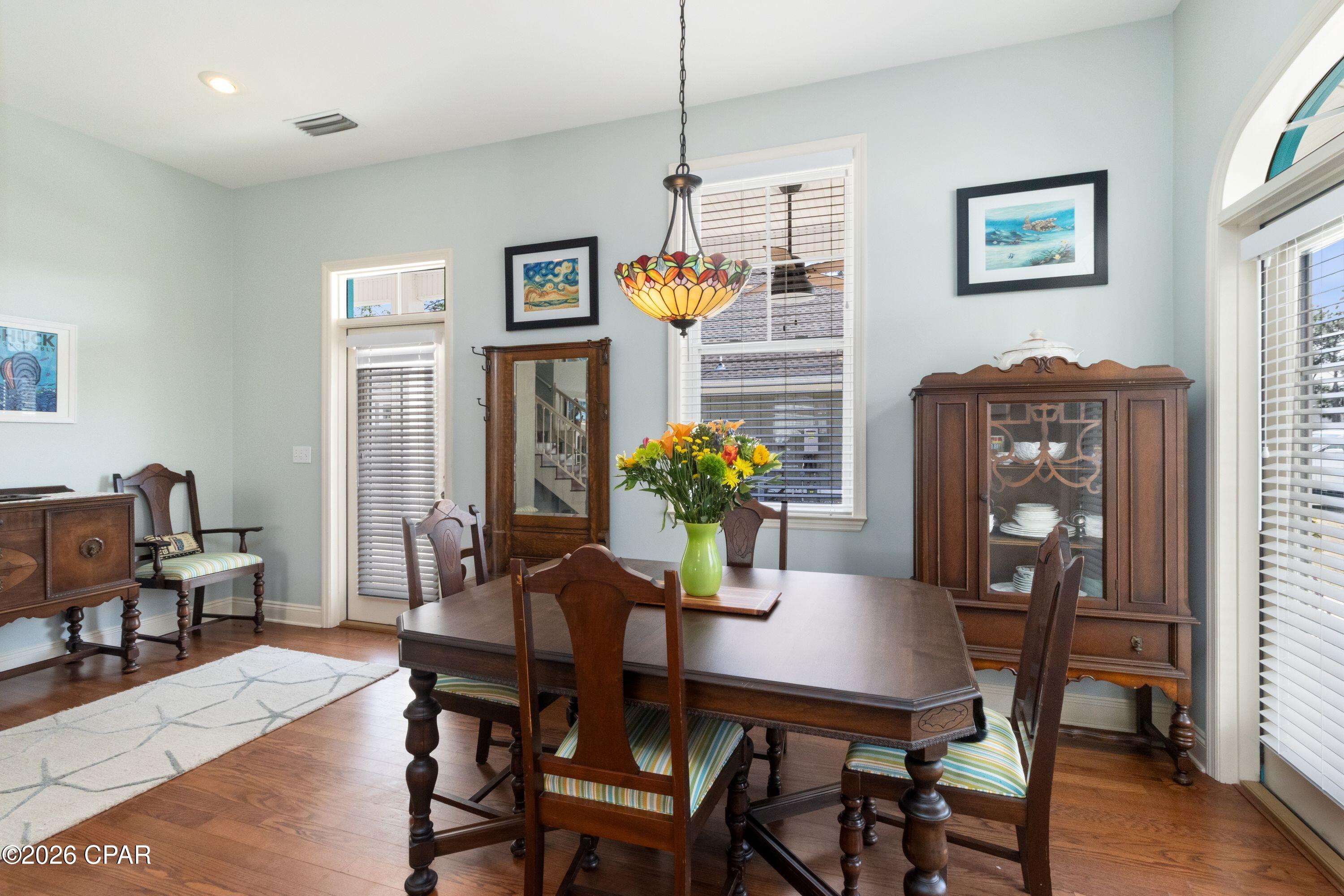 Listing photo id 12 for 126 Gulf Coast Circle