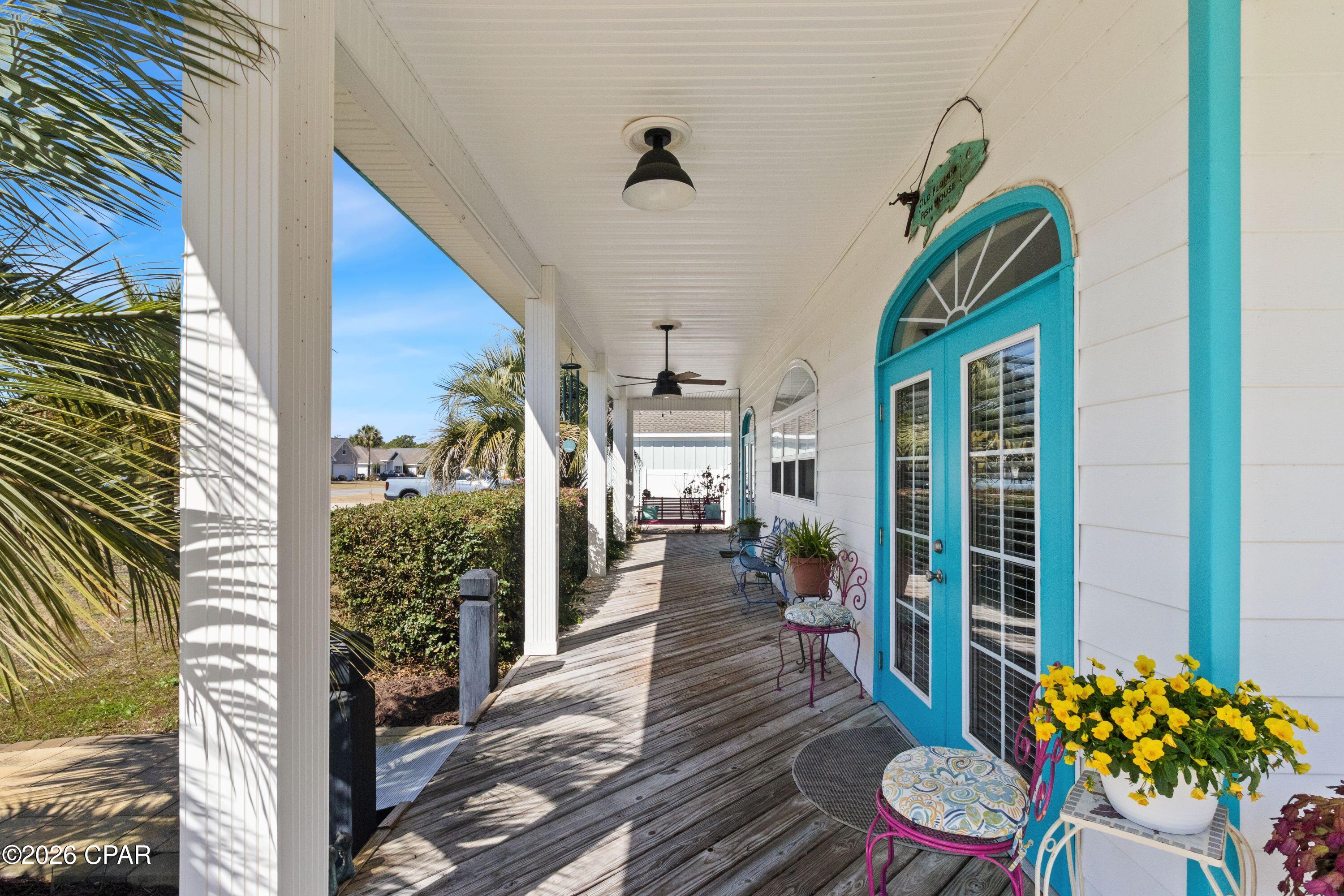 Listing photo id 3 for 126 Gulf Coast Circle