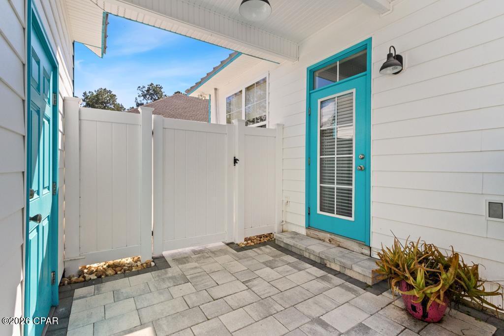 Listing photo id 45 for 126 Gulf Coast Circle