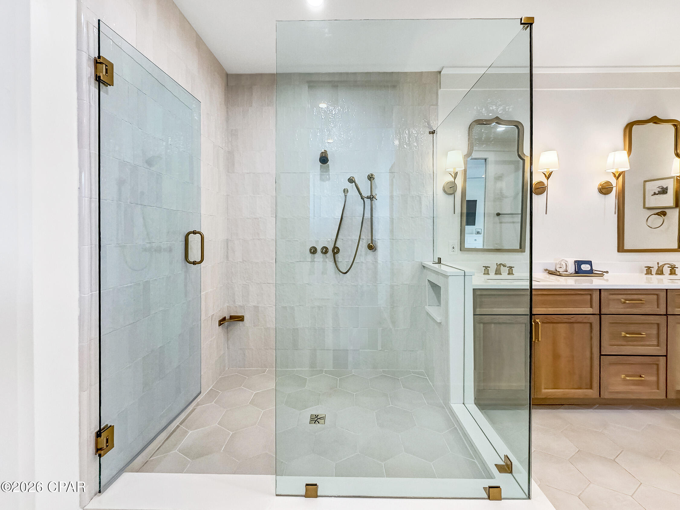 Listing photo id 20 for 104 35th Street