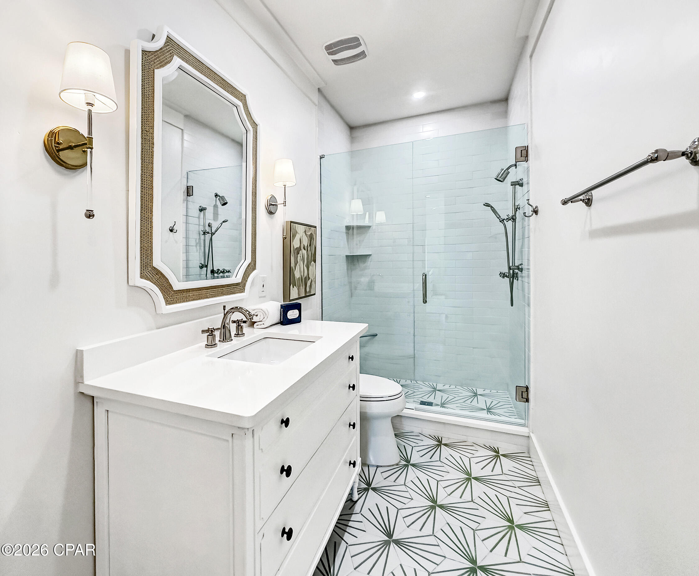 Image 26 For 104 35th Street