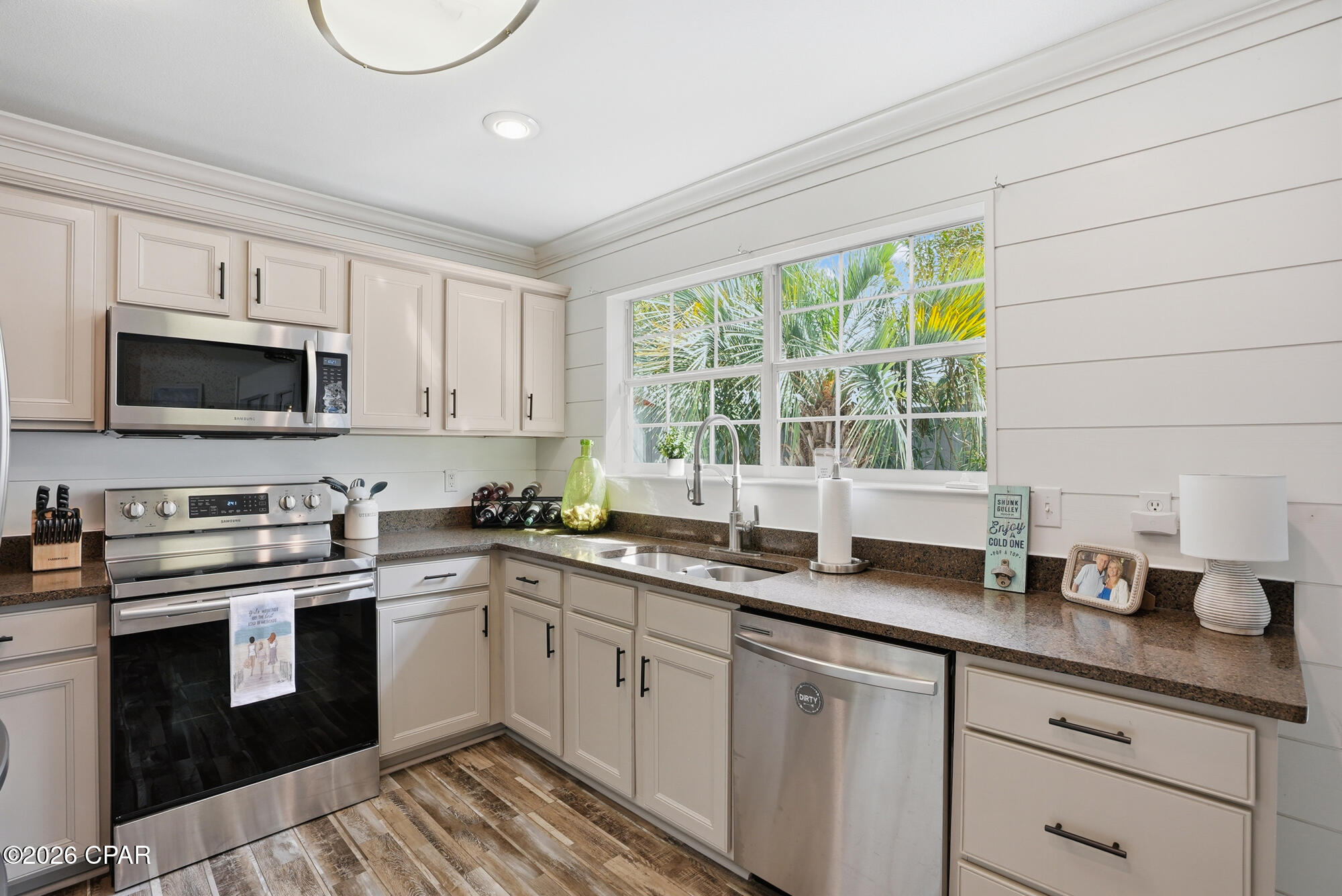 Image 18 For 94 Hidden Lakes Circle